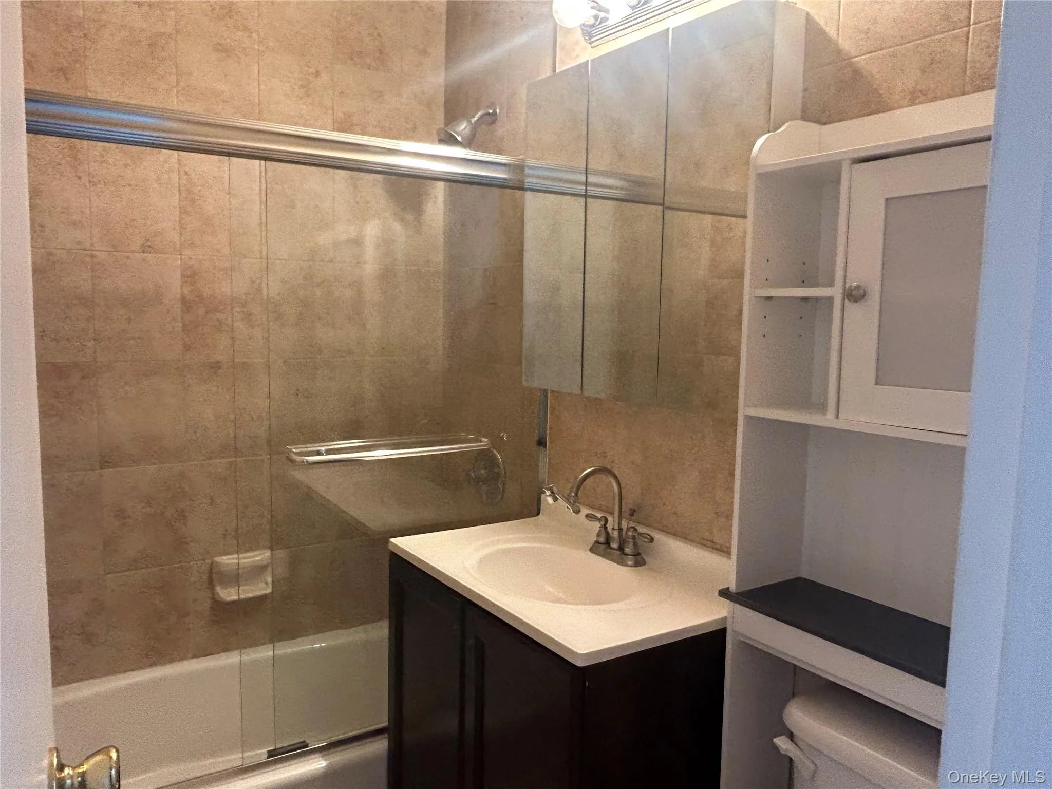 854 Broadway, Long Beach, NY, 1 Bedroom Bedrooms, 4 Rooms Rooms,1 BathroomBathrooms,Residential Lease,For Rent,Broadway,0,990995 854 Broadway, Long Beach, NY, 1 Bedroom Bedrooms, 4 Rooms Rooms,1 BathroomBathrooms,Residential Lease,For Rent,Broadway,0,990995