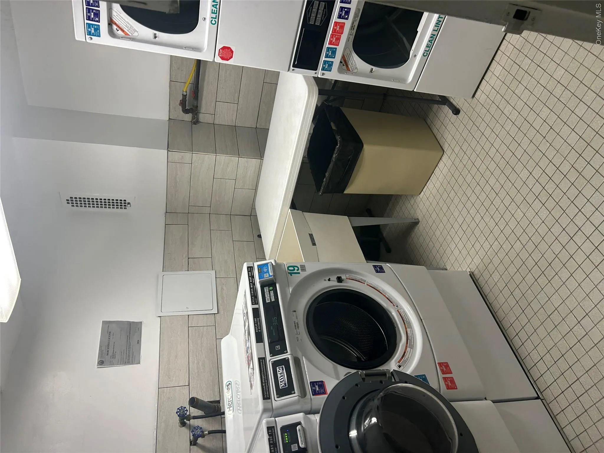 854 Broadway, Long Beach, NY, 1 Bedroom Bedrooms, 4 Rooms Rooms,1 BathroomBathrooms,Residential Lease,For Rent,Broadway,0,990995 854 Broadway, Long Beach, NY, 1 Bedroom Bedrooms, 4 Rooms Rooms,1 BathroomBathrooms,Residential Lease,For Rent,Broadway,0,990995