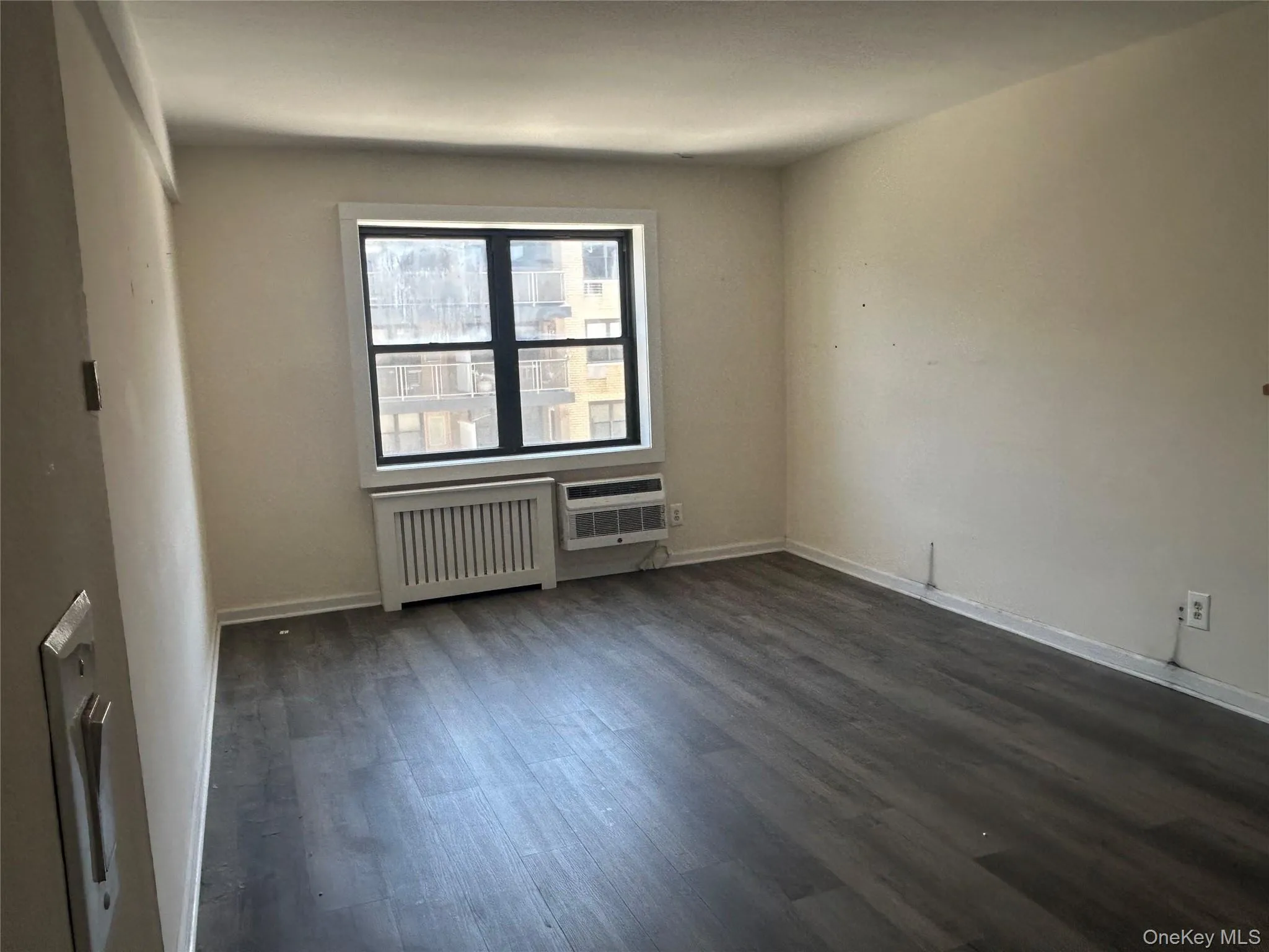 854 Broadway, Long Beach, NY, 1 Bedroom Bedrooms, 4 Rooms Rooms,1 BathroomBathrooms,Residential Lease,For Rent,Broadway,0,990995 854 Broadway, Long Beach, NY, 1 Bedroom Bedrooms, 4 Rooms Rooms,1 BathroomBathrooms,Residential Lease,For Rent,Broadway,0,990995