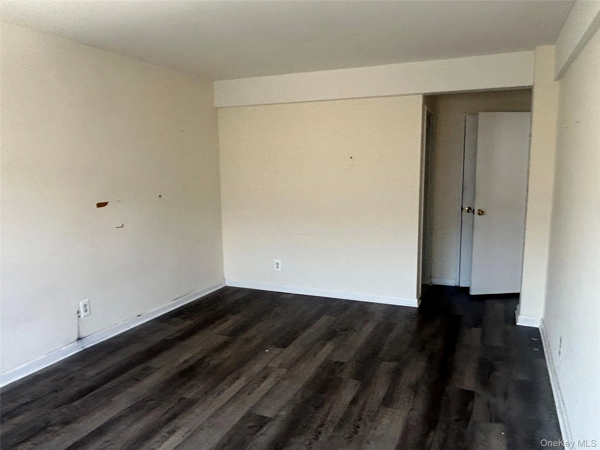 854 Broadway, Long Beach, NY, 1 Bedroom Bedrooms, 4 Rooms Rooms,1 BathroomBathrooms,Residential Lease,For Rent,Broadway,0,990995 854 Broadway, Long Beach, NY, 1 Bedroom Bedrooms, 4 Rooms Rooms,1 BathroomBathrooms,Residential Lease,For Rent,Broadway,0,990995