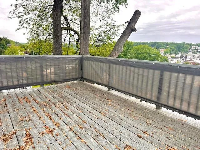 312 Edwards Place, Yonkers, NY, 3 Bedrooms Bedrooms, 8 Rooms Rooms,1 BathroomBathrooms,Residential Lease,For Rent,Edwards,0,990997 312 Edwards Place, Yonkers, NY, 3 Bedrooms Bedrooms, 8 Rooms Rooms,1 BathroomBathrooms,Residential Lease,For Rent,Edwards,0,990997