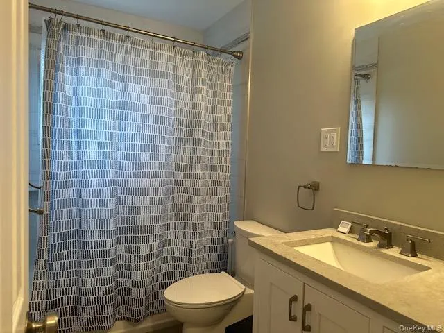 312 Edwards Place, Yonkers, NY, 3 Bedrooms Bedrooms, 8 Rooms Rooms,1 BathroomBathrooms,Residential Lease,For Rent,Edwards,0,990997 312 Edwards Place, Yonkers, NY, 3 Bedrooms Bedrooms, 8 Rooms Rooms,1 BathroomBathrooms,Residential Lease,For Rent,Edwards,0,990997