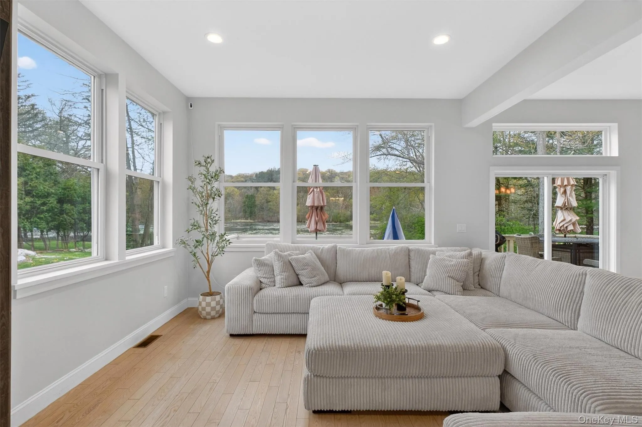 21 Kent Lake Avenue, Kent, NY, 3 Bedrooms Bedrooms, 7 Rooms Rooms,2 BathroomsBathrooms,Residential,For Rent,Kent Lake,0,991018 21 Kent Lake Avenue, Kent, NY, 3 Bedrooms Bedrooms, 7 Rooms Rooms,2 BathroomsBathrooms,Residential,For Rent,Kent Lake,0,991018