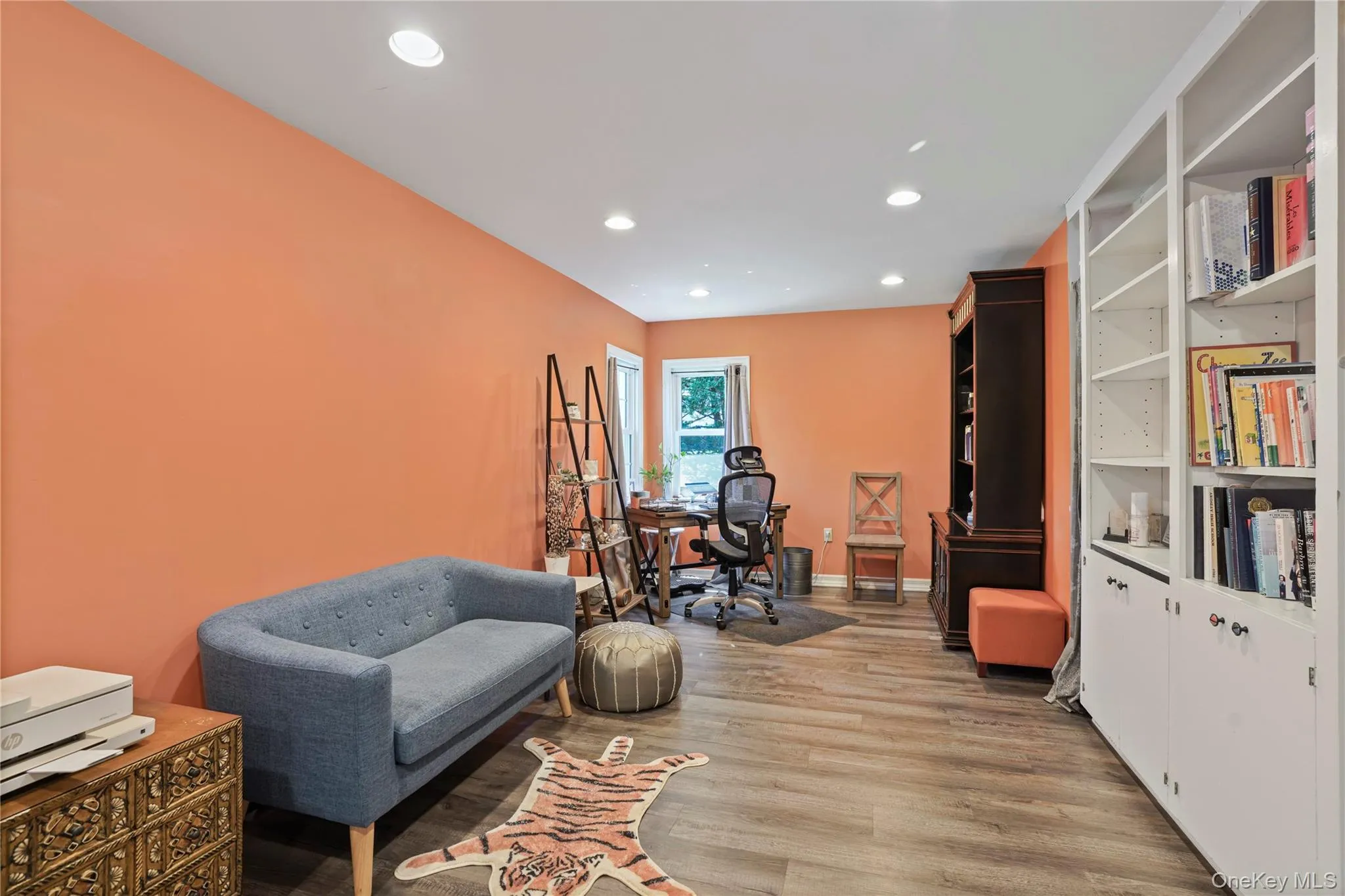 1st floor bonus room being used as an office can be 5th bedroom 1st floor bonus room being used as an office can be 5th bedroom
