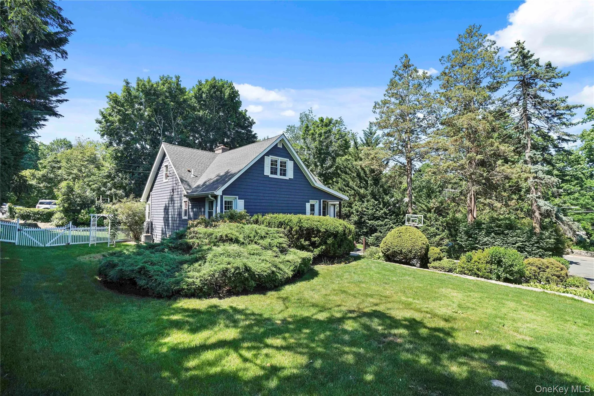 4 Mc Kinley Place, Greenburgh, NY, 4 Bedrooms Bedrooms, 8 Rooms Rooms,3 BathroomsBathrooms,Residential,For Rent,Mc Kinley,0,991034 4 Mc Kinley Place, Greenburgh, NY, 4 Bedrooms Bedrooms, 8 Rooms Rooms,3 BathroomsBathrooms,Residential,For Rent,Mc Kinley,0,991034