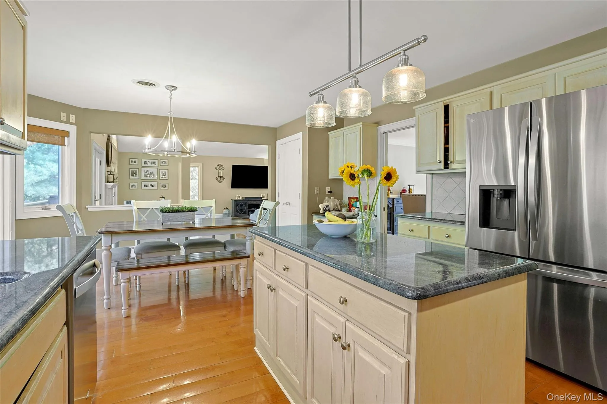 20 Sandstone Trail, Clarkstown, NY, 5 Bedrooms Bedrooms, 11 Rooms Rooms,3 BathroomsBathrooms,Residential,For Rent,Sandstone,0,991039 20 Sandstone Trail, Clarkstown, NY, 5 Bedrooms Bedrooms, 11 Rooms Rooms,3 BathroomsBathrooms,Residential,For Rent,Sandstone,0,991039