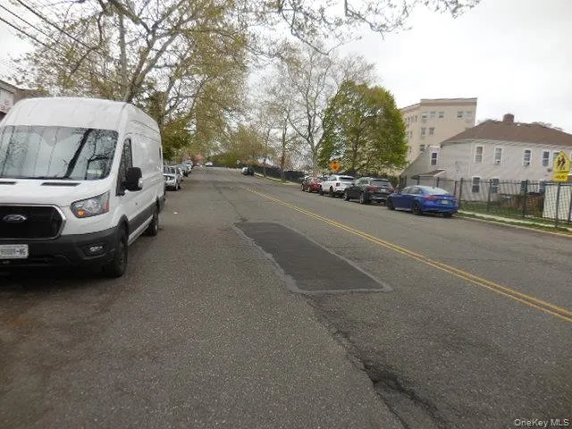 211 Lowndes Avenue, Huntington, NY, 4 Bedrooms Bedrooms, 7 Rooms Rooms,1 BathroomBathrooms,Residential,For Rent,Lowndes,0,991043 211 Lowndes Avenue, Huntington, NY, 4 Bedrooms Bedrooms, 7 Rooms Rooms,1 BathroomBathrooms,Residential,For Rent,Lowndes,0,991043