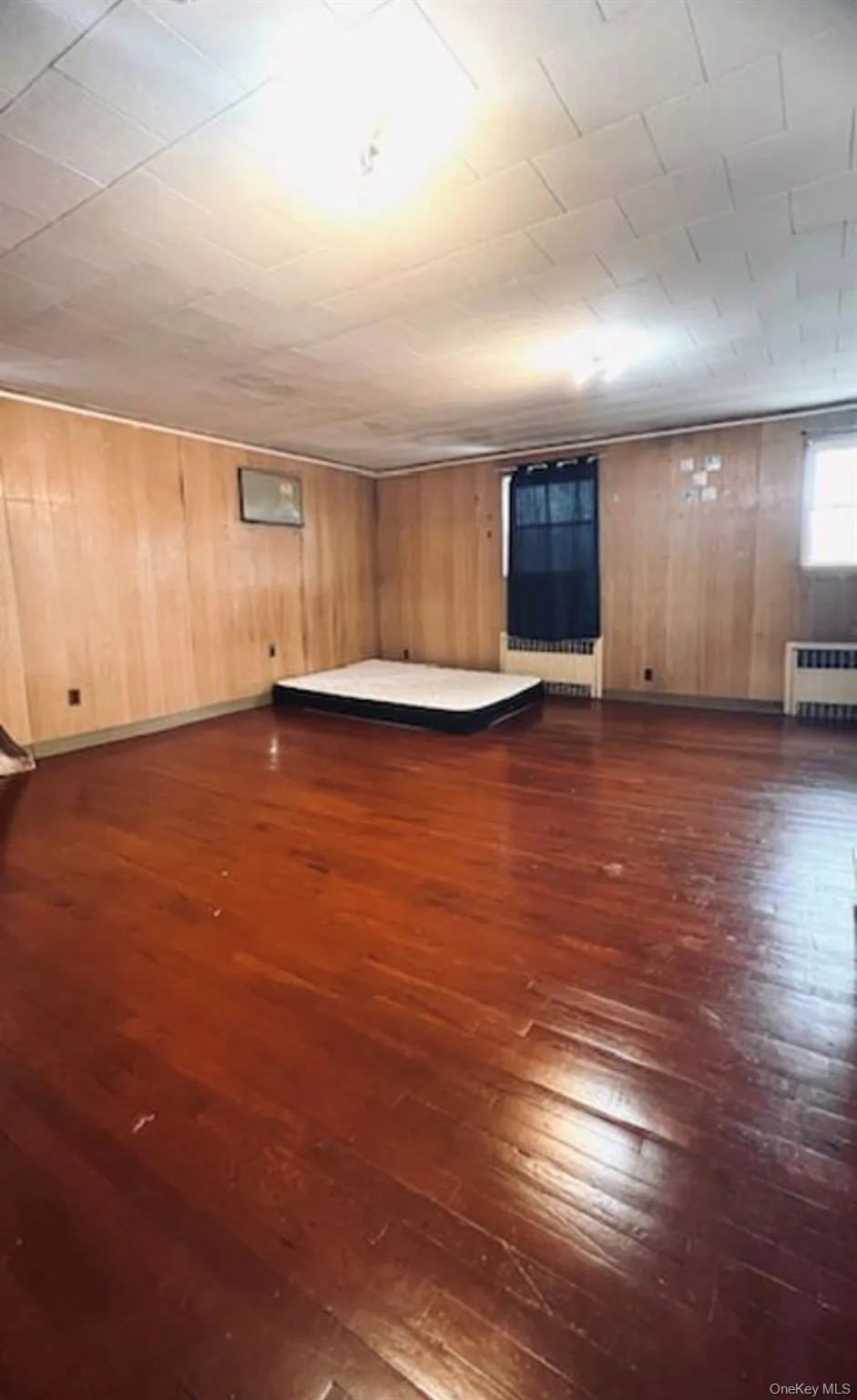 5633 138th Street, New York, NY, 3 Bedrooms Bedrooms, 5 Rooms Rooms,1 BathroomBathrooms,Residential Lease,For Rent,138th,0,991053 5633 138th Street, New York, NY, 3 Bedrooms Bedrooms, 5 Rooms Rooms,1 BathroomBathrooms,Residential Lease,For Rent,138th,0,991053