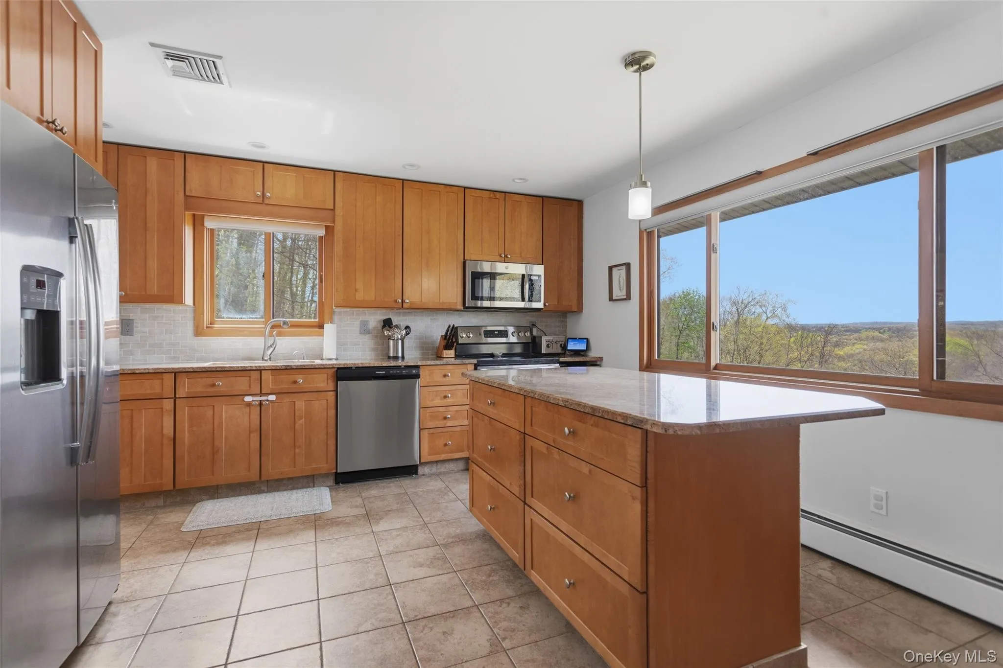 19 Crescent Lane, Putnam Valley, NY, 4 Bedrooms Bedrooms, 8 Rooms Rooms,3 BathroomsBathrooms,Residential,For Rent,Crescent,0,991055 19 Crescent Lane, Putnam Valley, NY, 4 Bedrooms Bedrooms, 8 Rooms Rooms,3 BathroomsBathrooms,Residential,For Rent,Crescent,0,991055