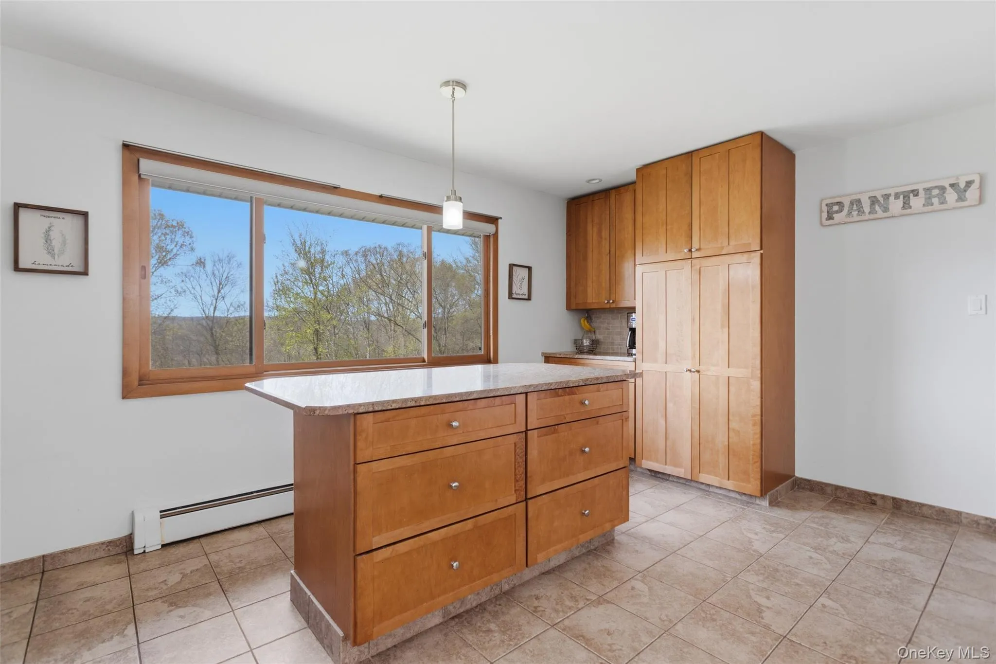 19 Crescent Lane, Putnam Valley, NY, 4 Bedrooms Bedrooms, 8 Rooms Rooms,3 BathroomsBathrooms,Residential,For Rent,Crescent,0,991055 19 Crescent Lane, Putnam Valley, NY, 4 Bedrooms Bedrooms, 8 Rooms Rooms,3 BathroomsBathrooms,Residential,For Rent,Crescent,0,991055
