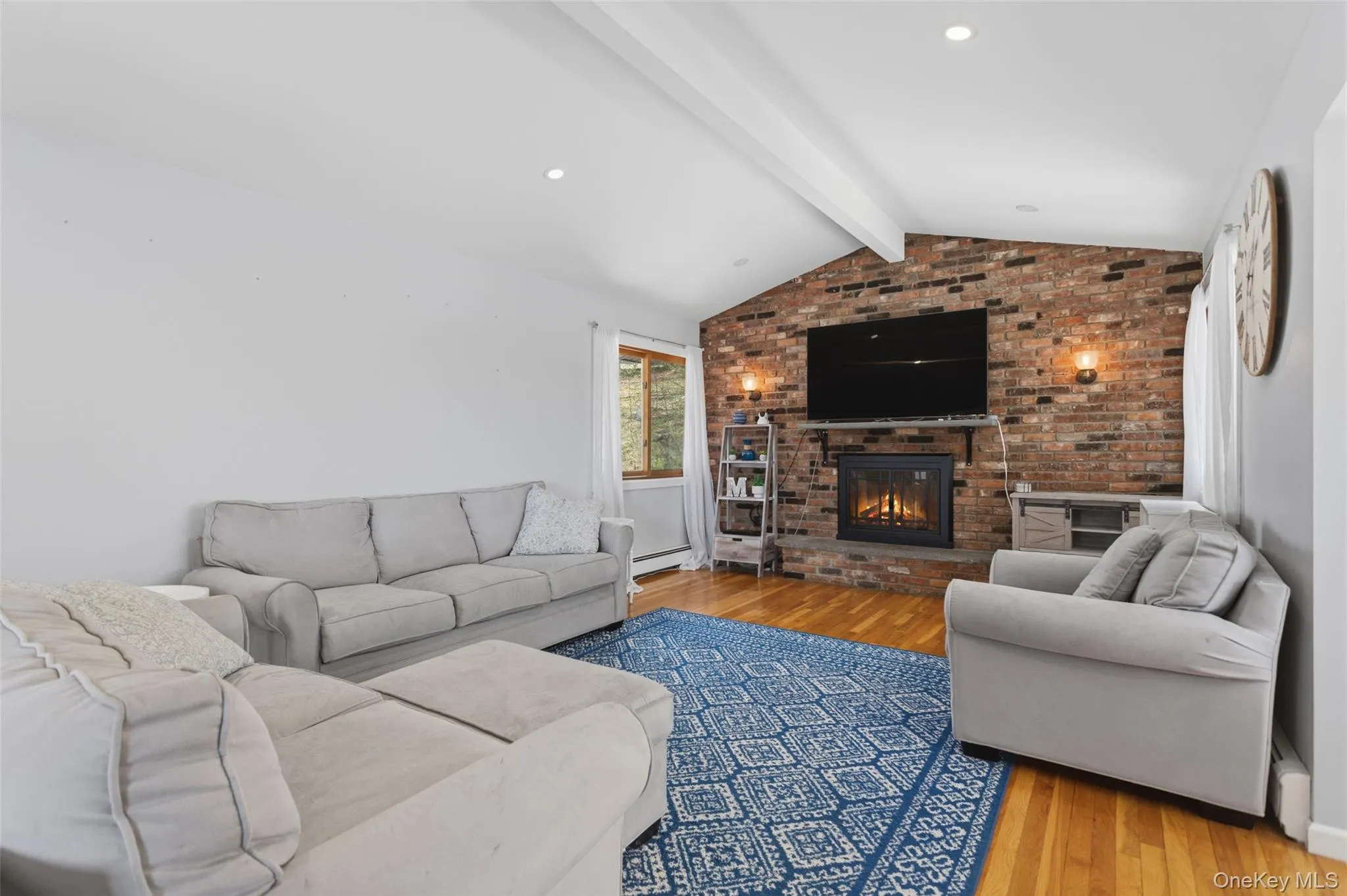19 Crescent Lane, Putnam Valley, NY, 4 Bedrooms Bedrooms, 8 Rooms Rooms,3 BathroomsBathrooms,Residential,For Rent,Crescent,0,991055 19 Crescent Lane, Putnam Valley, NY, 4 Bedrooms Bedrooms, 8 Rooms Rooms,3 BathroomsBathrooms,Residential,For Rent,Crescent,0,991055
