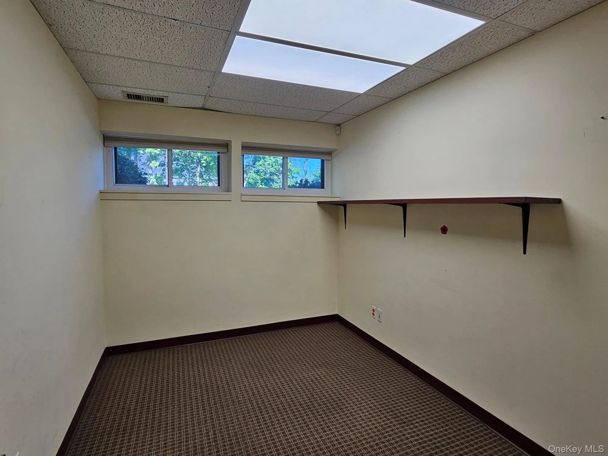 202 Main, Huntington, NY, ,Commercial Lease,For Rent,Main,0,991111 202 Main, Huntington, NY, ,Commercial Lease,For Rent,Main,0,991111
