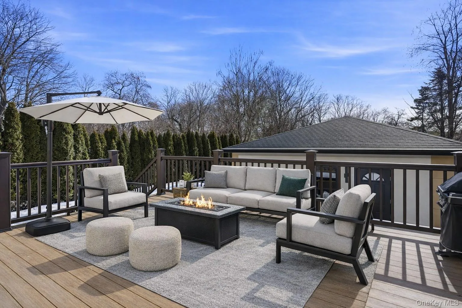 Virtually Staged Trex Deck Virtually Staged Trex Deck