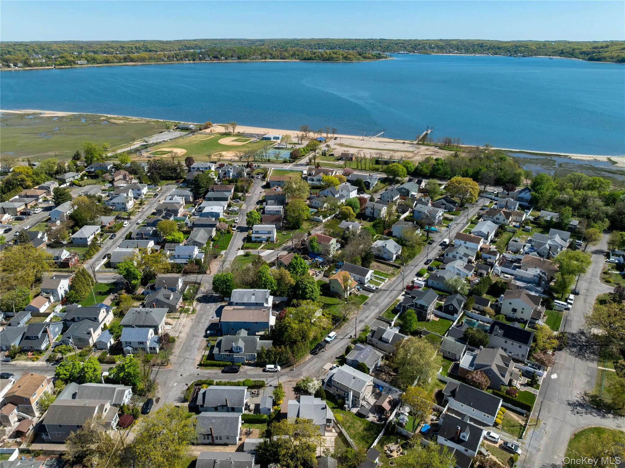 17 June Avenue, Oyster Bay, NY, 4 Bedrooms Bedrooms, 9 Rooms Rooms,2 BathroomsBathrooms,Residential,For Rent,June,0,991119 17 June Avenue, Oyster Bay, NY, 4 Bedrooms Bedrooms, 9 Rooms Rooms,2 BathroomsBathrooms,Residential,For Rent,June,0,991119