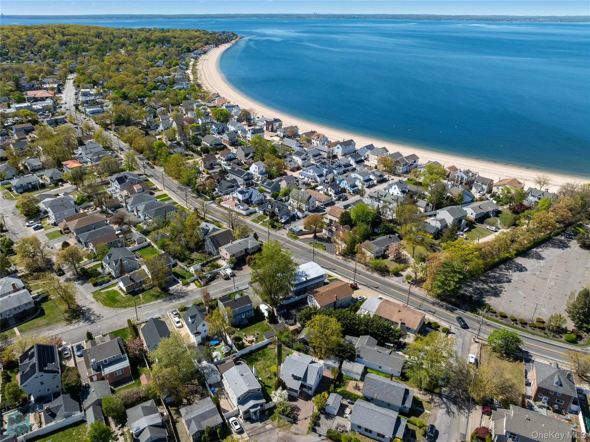 17 June Avenue, Oyster Bay, NY, 4 Bedrooms Bedrooms, 9 Rooms Rooms,2 BathroomsBathrooms,Residential,For Rent,June,0,991119 17 June Avenue, Oyster Bay, NY, 4 Bedrooms Bedrooms, 9 Rooms Rooms,2 BathroomsBathrooms,Residential,For Rent,June,0,991119
