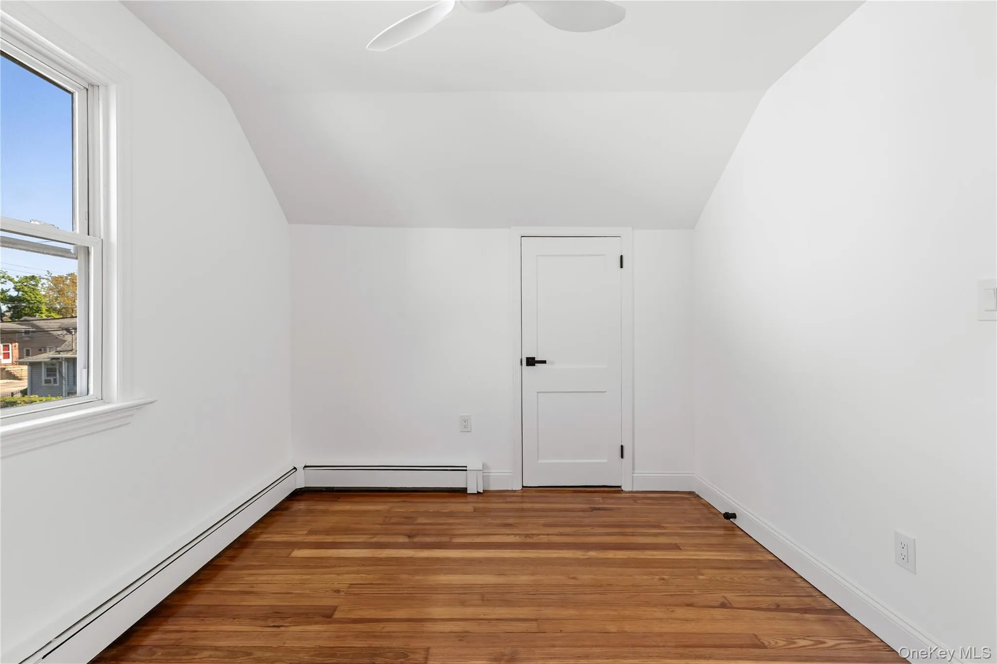 17 June Avenue, Oyster Bay, NY, 4 Bedrooms Bedrooms, 9 Rooms Rooms,2 BathroomsBathrooms,Residential,For Rent,June,0,991119 17 June Avenue, Oyster Bay, NY, 4 Bedrooms Bedrooms, 9 Rooms Rooms,2 BathroomsBathrooms,Residential,For Rent,June,0,991119