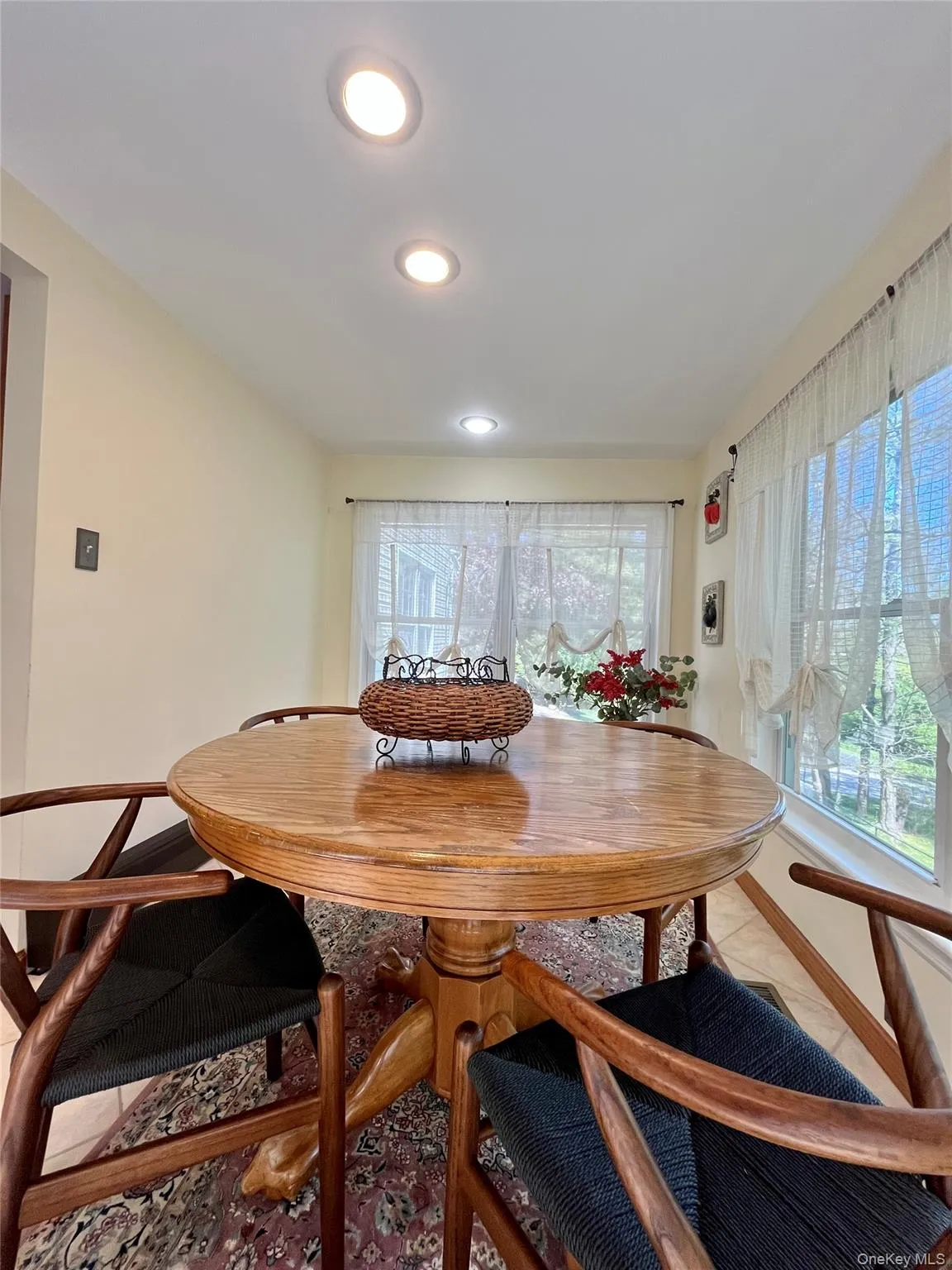 23 Edgewood Drive, Monroe, NY, 4 Bedrooms Bedrooms, 7 Rooms Rooms,2 BathroomsBathrooms,Residential,For Rent,Edgewood,0,991126 23 Edgewood Drive, Monroe, NY, 4 Bedrooms Bedrooms, 7 Rooms Rooms,2 BathroomsBathrooms,Residential,For Rent,Edgewood,0,991126