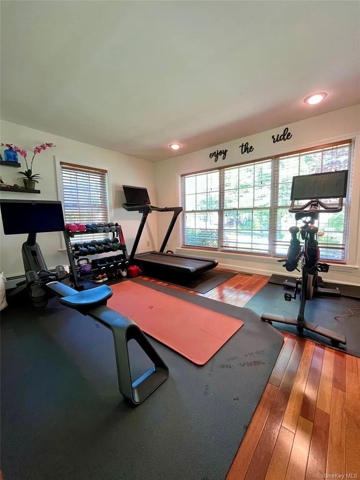 23 Edgewood Drive, Monroe, NY, 4 Bedrooms Bedrooms, 7 Rooms Rooms,2 BathroomsBathrooms,Residential,For Rent,Edgewood,0,991126 23 Edgewood Drive, Monroe, NY, 4 Bedrooms Bedrooms, 7 Rooms Rooms,2 BathroomsBathrooms,Residential,For Rent,Edgewood,0,991126