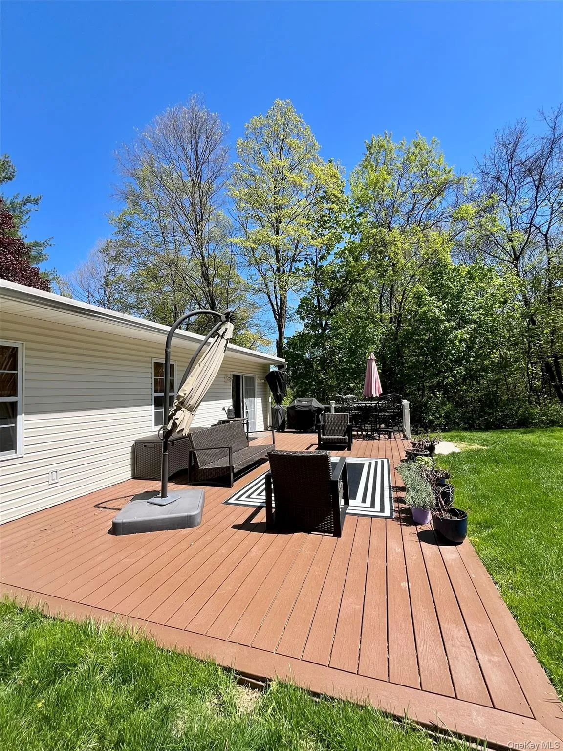 23 Edgewood Drive, Monroe, NY, 4 Bedrooms Bedrooms, 7 Rooms Rooms,2 BathroomsBathrooms,Residential,For Rent,Edgewood,0,991126 23 Edgewood Drive, Monroe, NY, 4 Bedrooms Bedrooms, 7 Rooms Rooms,2 BathroomsBathrooms,Residential,For Rent,Edgewood,0,991126