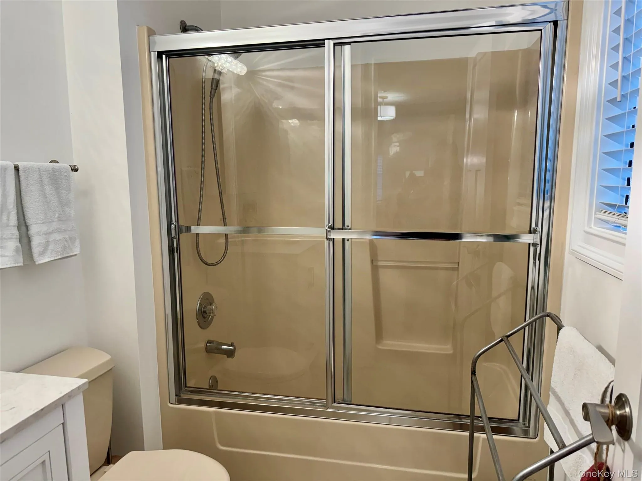 1 Kings Court, Clarkstown, NY, 1 Bedroom Bedrooms, 4 Rooms Rooms,1 BathroomBathrooms,Residential Lease,For Rent,Kings,0,991133 1 Kings Court, Clarkstown, NY, 1 Bedroom Bedrooms, 4 Rooms Rooms,1 BathroomBathrooms,Residential Lease,For Rent,Kings,0,991133