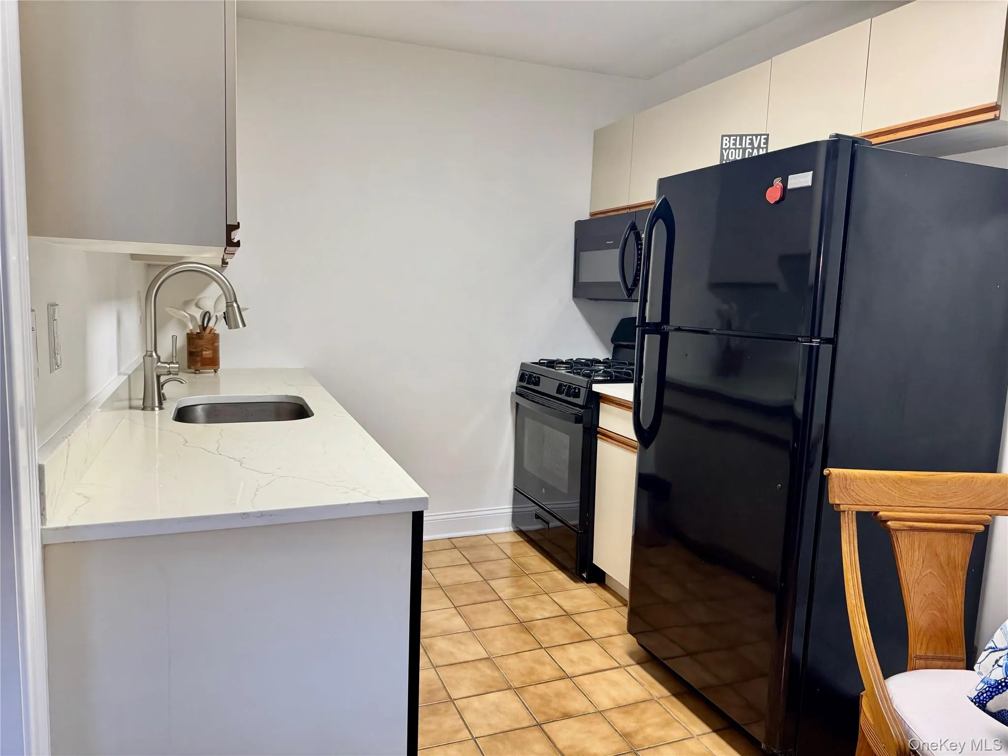 1 Kings Court, Clarkstown, NY, 1 Bedroom Bedrooms, 4 Rooms Rooms,1 BathroomBathrooms,Residential Lease,For Rent,Kings,0,991133 1 Kings Court, Clarkstown, NY, 1 Bedroom Bedrooms, 4 Rooms Rooms,1 BathroomBathrooms,Residential Lease,For Rent,Kings,0,991133