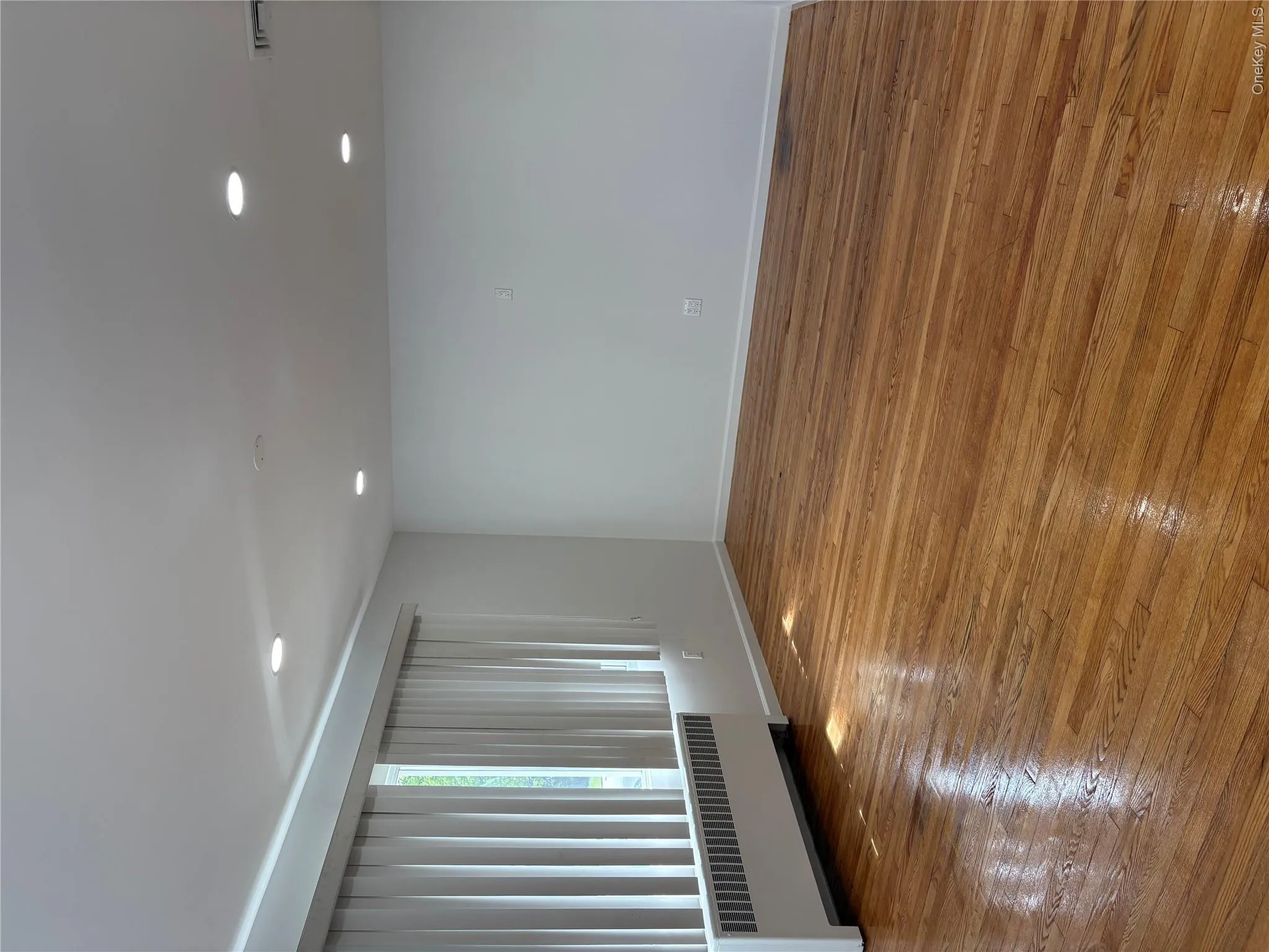 2262 Leighton Road, Hempstead, NY, 3 Bedrooms Bedrooms, 5 Rooms Rooms,1 BathroomBathrooms,Residential Lease,For Rent,Leighton,0,991134 2262 Leighton Road, Hempstead, NY, 3 Bedrooms Bedrooms, 5 Rooms Rooms,1 BathroomBathrooms,Residential Lease,For Rent,Leighton,0,991134