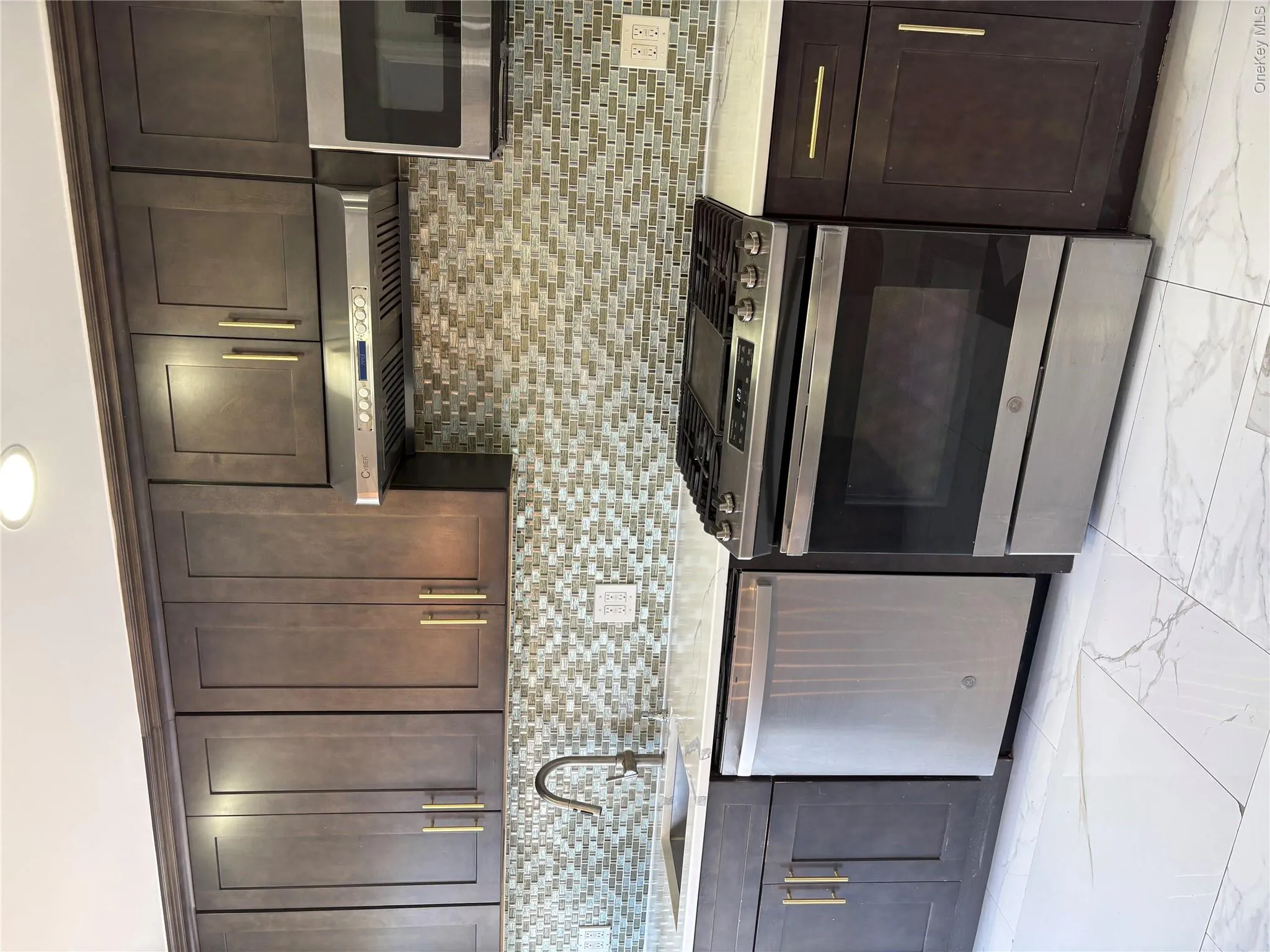 2262 Leighton Road, Hempstead, NY, 3 Bedrooms Bedrooms, 5 Rooms Rooms,1 BathroomBathrooms,Residential Lease,For Rent,Leighton,0,991134 2262 Leighton Road, Hempstead, NY, 3 Bedrooms Bedrooms, 5 Rooms Rooms,1 BathroomBathrooms,Residential Lease,For Rent,Leighton,0,991134