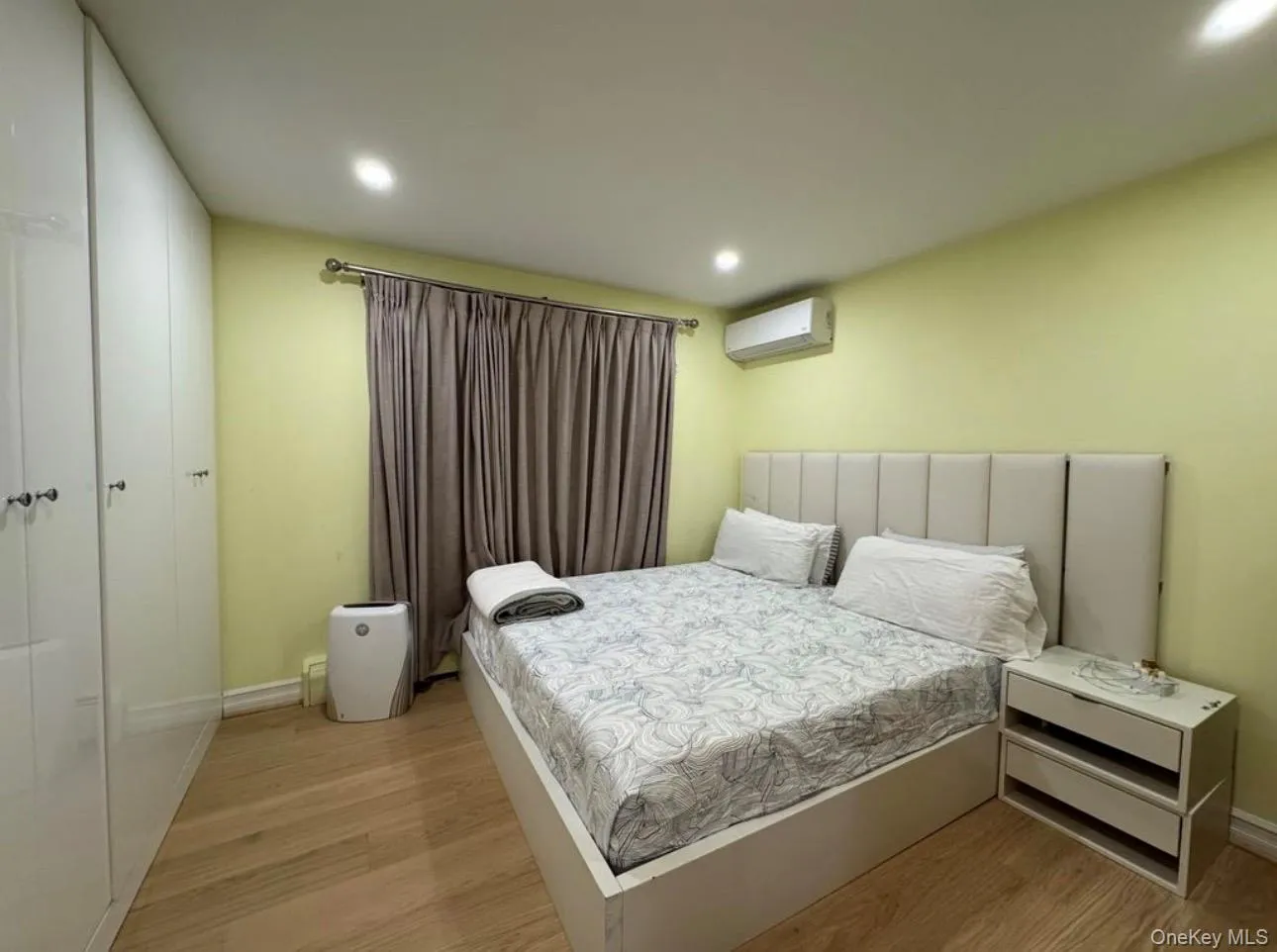 14 Fremont Street, Harrison, NY, 3 Bedrooms Bedrooms, 5 Rooms Rooms,2 BathroomsBathrooms,Residential Lease,For Rent,Fremont,0,991145 14 Fremont Street, Harrison, NY, 3 Bedrooms Bedrooms, 5 Rooms Rooms,2 BathroomsBathrooms,Residential Lease,For Rent,Fremont,0,991145