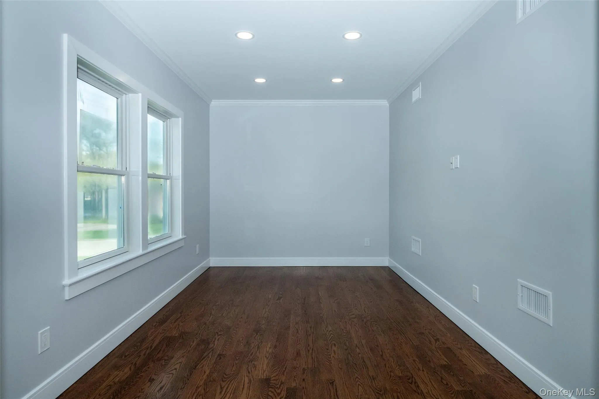 19 Beverly Road, New Rochelle, NY, 5 Bedrooms Bedrooms, 12 Rooms Rooms,5 BathroomsBathrooms,Residential,For Rent,Beverly,0,991161 19 Beverly Road, New Rochelle, NY, 5 Bedrooms Bedrooms, 12 Rooms Rooms,5 BathroomsBathrooms,Residential,For Rent,Beverly,0,991161