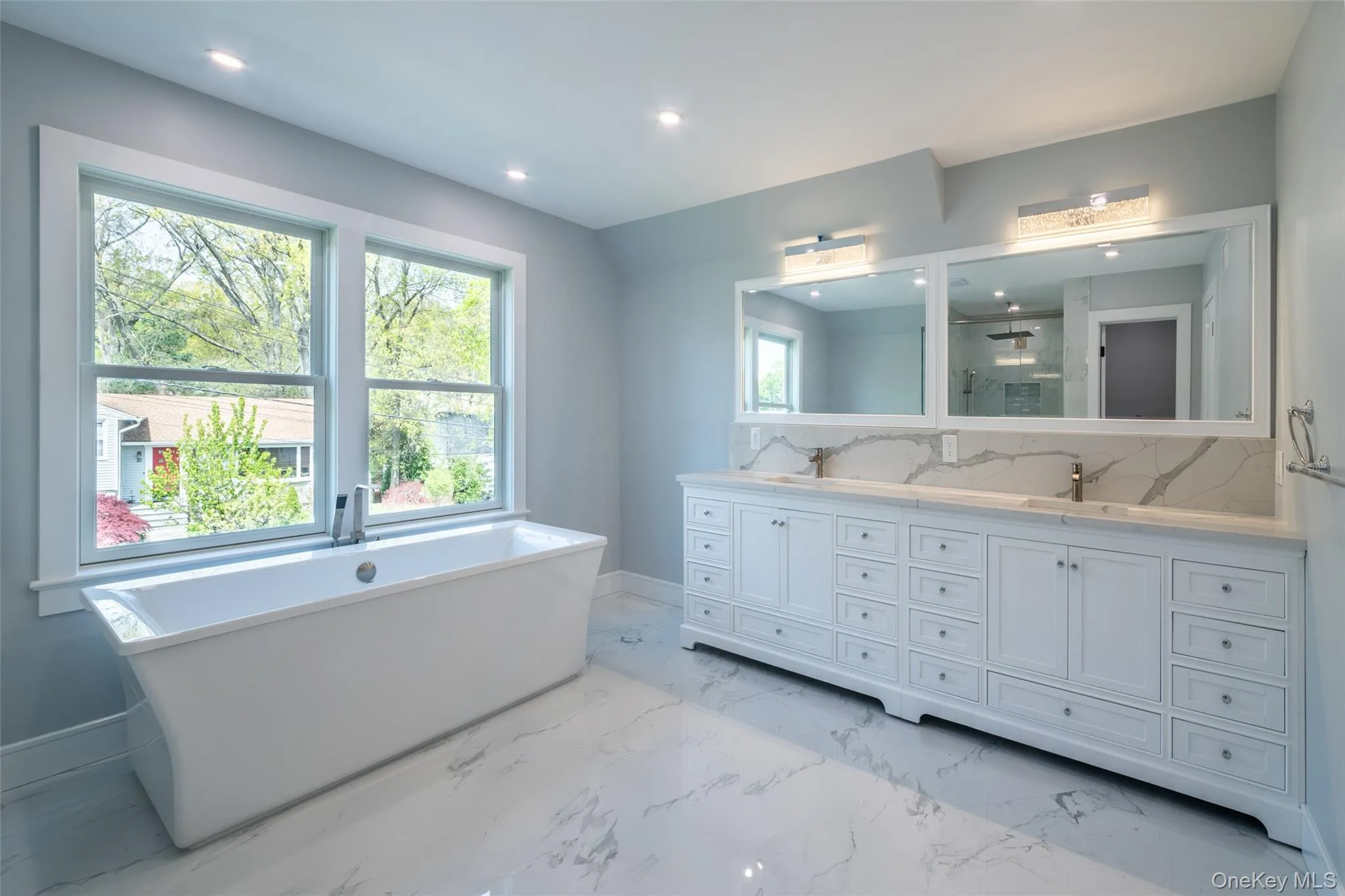 19 Beverly Road, New Rochelle, NY, 5 Bedrooms Bedrooms, 12 Rooms Rooms,5 BathroomsBathrooms,Residential,For Rent,Beverly,0,991161 19 Beverly Road, New Rochelle, NY, 5 Bedrooms Bedrooms, 12 Rooms Rooms,5 BathroomsBathrooms,Residential,For Rent,Beverly,0,991161