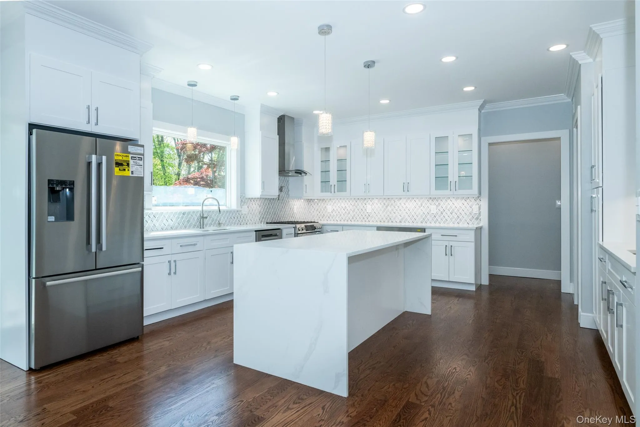 19 Beverly Road, New Rochelle, NY, 5 Bedrooms Bedrooms, 12 Rooms Rooms,5 BathroomsBathrooms,Residential,For Rent,Beverly,0,991161 19 Beverly Road, New Rochelle, NY, 5 Bedrooms Bedrooms, 12 Rooms Rooms,5 BathroomsBathrooms,Residential,For Rent,Beverly,0,991161
