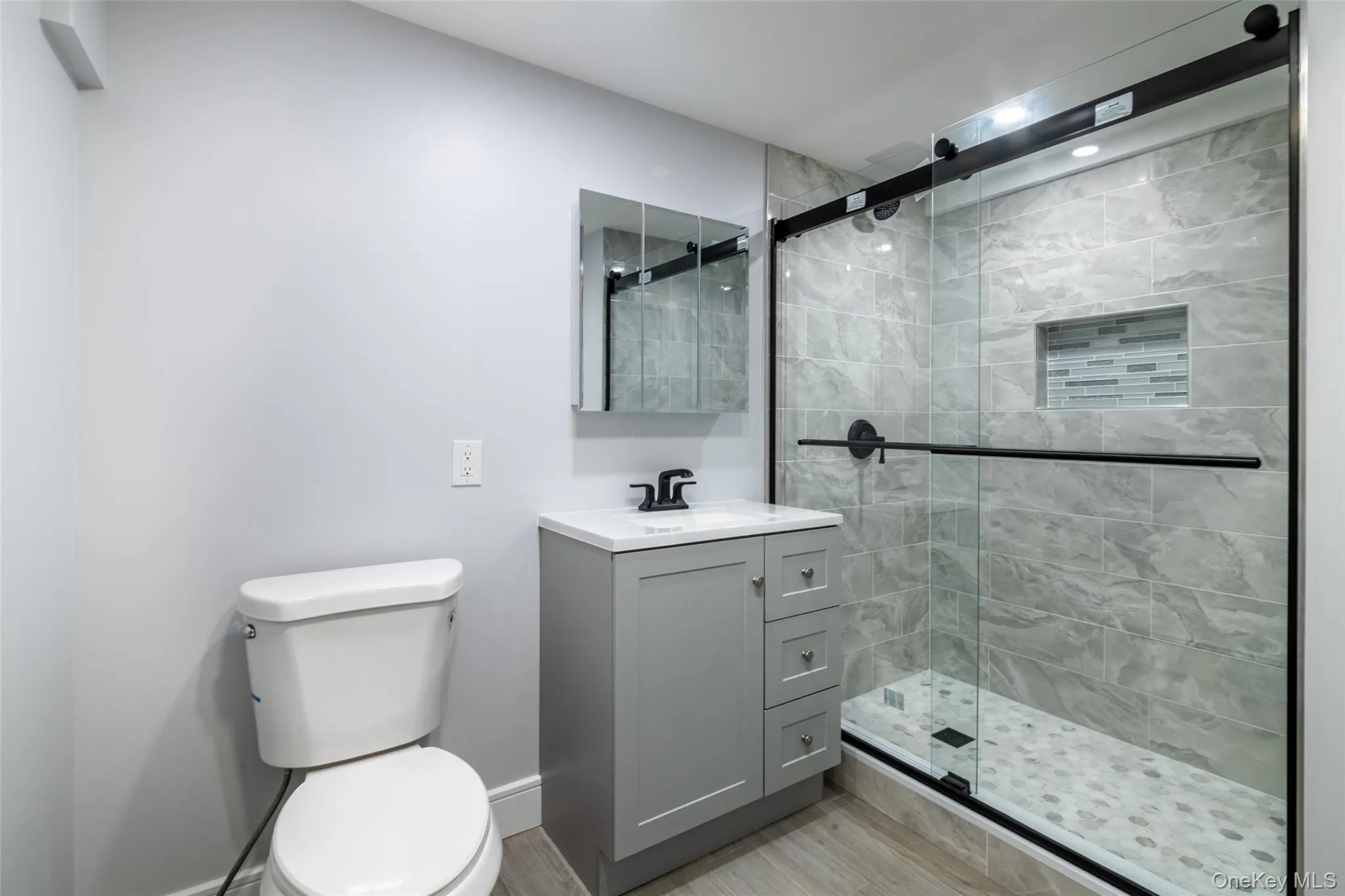19 Beverly Road, New Rochelle, NY, 5 Bedrooms Bedrooms, 12 Rooms Rooms,5 BathroomsBathrooms,Residential,For Rent,Beverly,0,991161 19 Beverly Road, New Rochelle, NY, 5 Bedrooms Bedrooms, 12 Rooms Rooms,5 BathroomsBathrooms,Residential,For Rent,Beverly,0,991161