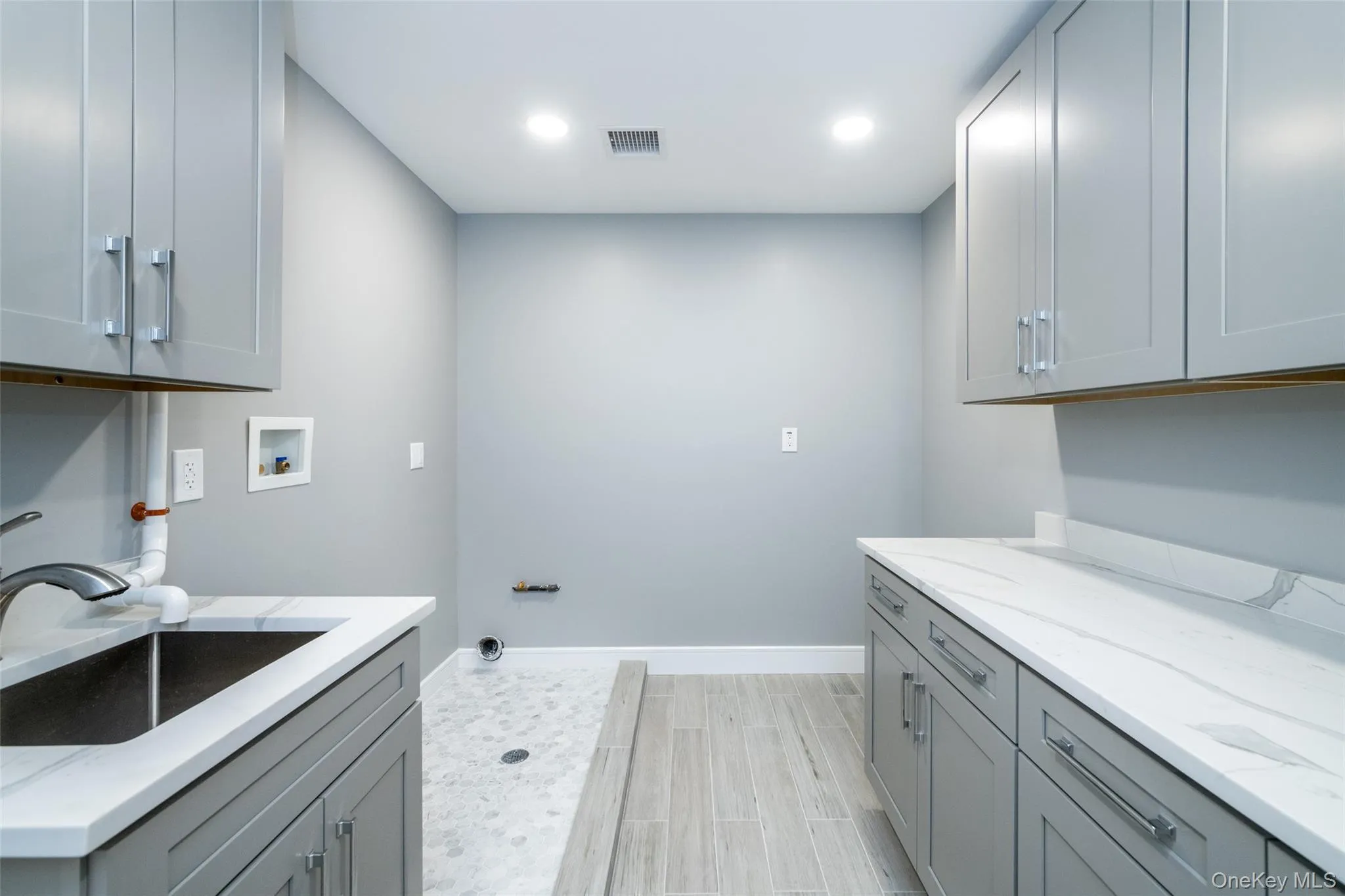 19 Beverly Road, New Rochelle, NY, 5 Bedrooms Bedrooms, 12 Rooms Rooms,5 BathroomsBathrooms,Residential,For Rent,Beverly,0,991161 19 Beverly Road, New Rochelle, NY, 5 Bedrooms Bedrooms, 12 Rooms Rooms,5 BathroomsBathrooms,Residential,For Rent,Beverly,0,991161