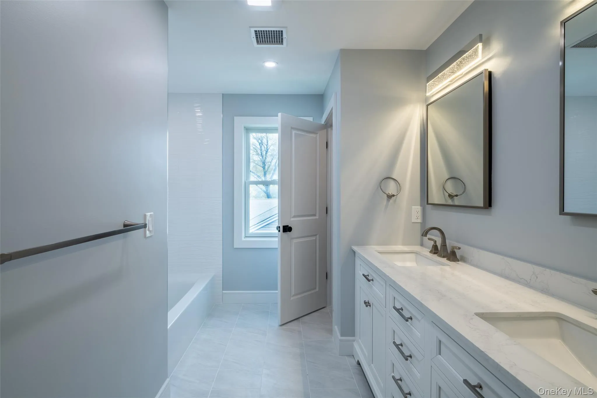 19 Beverly Road, New Rochelle, NY, 5 Bedrooms Bedrooms, 12 Rooms Rooms,5 BathroomsBathrooms,Residential,For Rent,Beverly,0,991161 19 Beverly Road, New Rochelle, NY, 5 Bedrooms Bedrooms, 12 Rooms Rooms,5 BathroomsBathrooms,Residential,For Rent,Beverly,0,991161