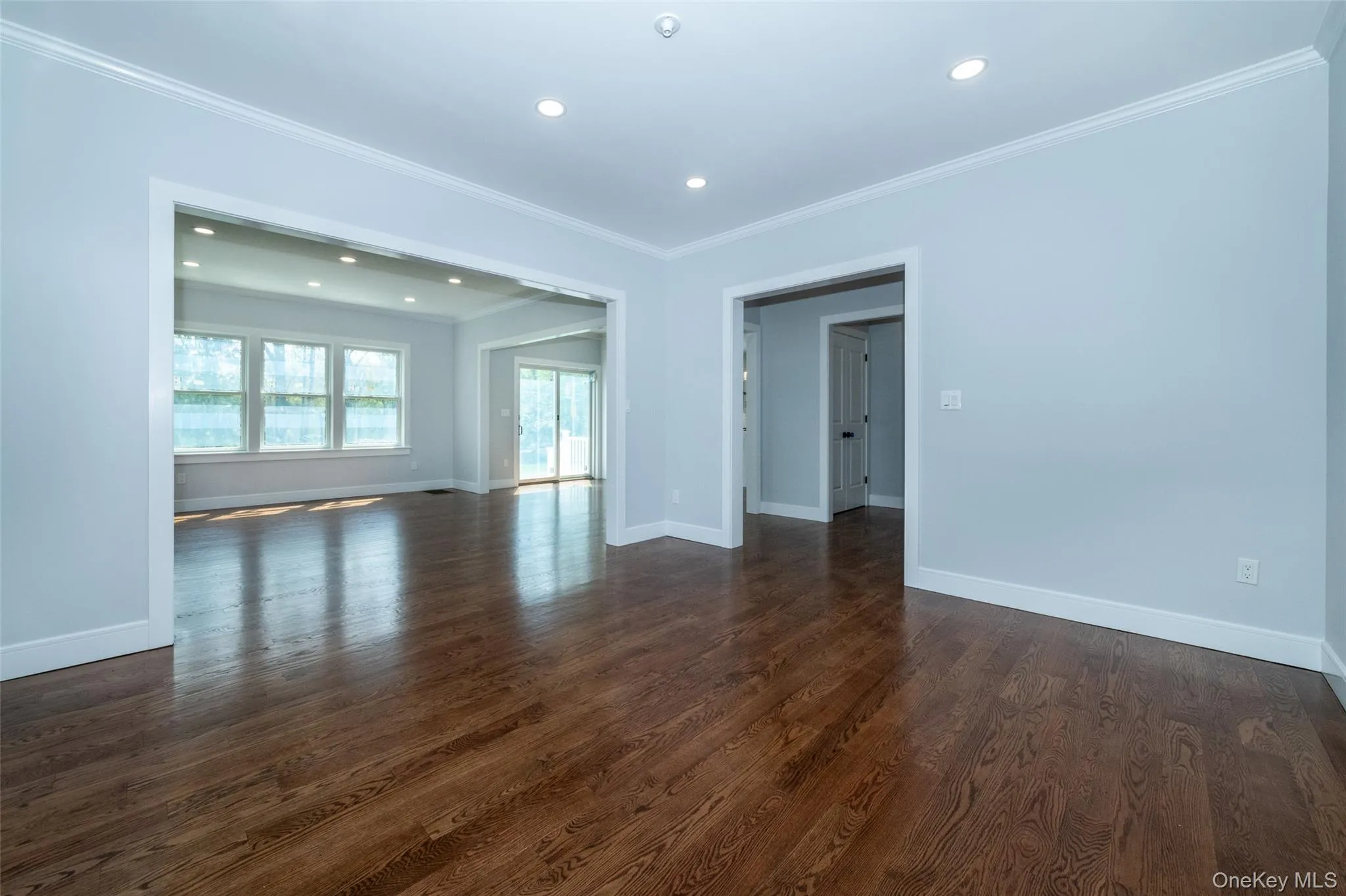 19 Beverly Road, New Rochelle, NY, 5 Bedrooms Bedrooms, 12 Rooms Rooms,5 BathroomsBathrooms,Residential,For Rent,Beverly,0,991161 19 Beverly Road, New Rochelle, NY, 5 Bedrooms Bedrooms, 12 Rooms Rooms,5 BathroomsBathrooms,Residential,For Rent,Beverly,0,991161