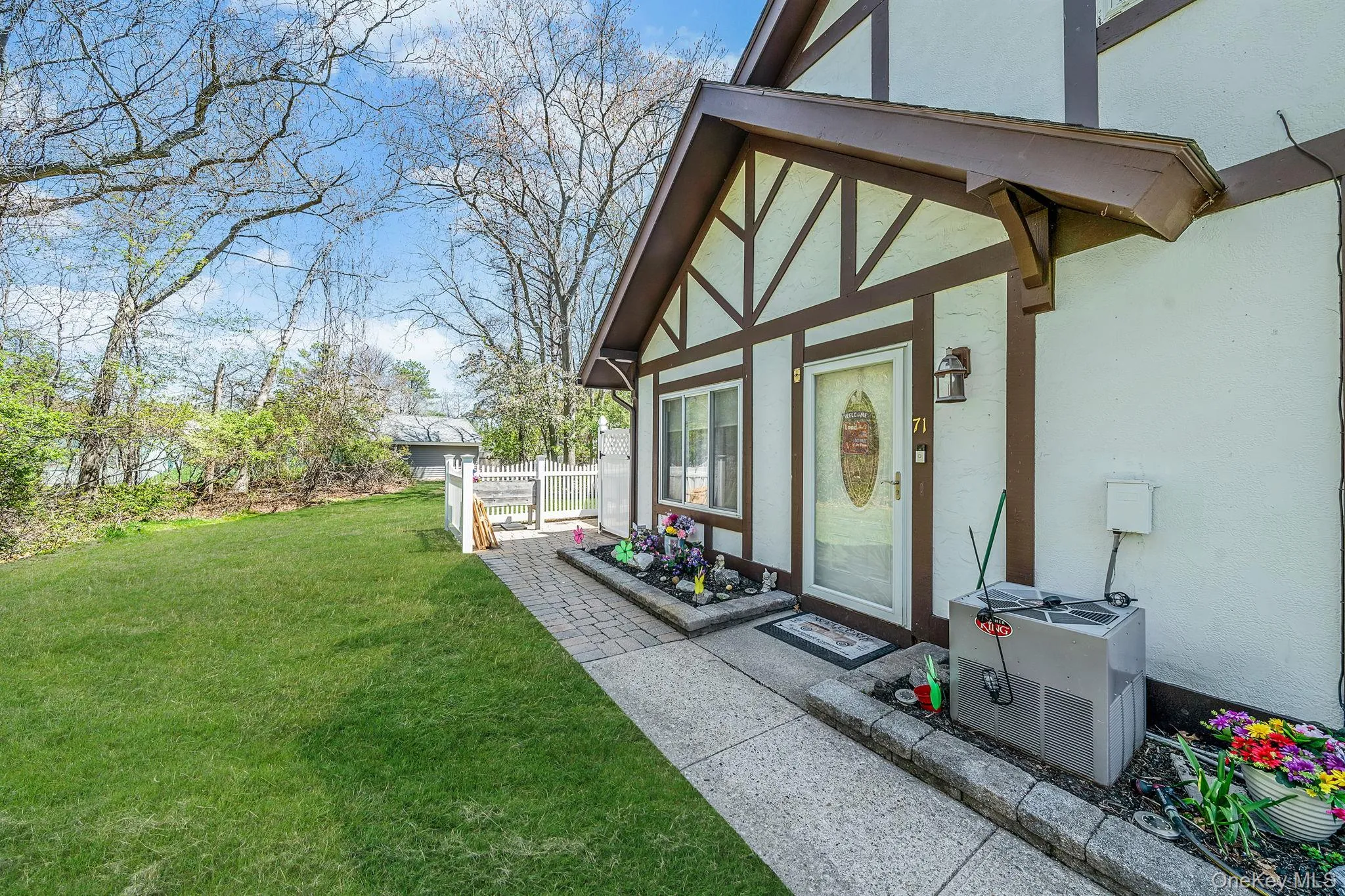 71 Crystal Rock Court, Brookhaven, NY, 3 Bedrooms Bedrooms, 8 Rooms Rooms,2 BathroomsBathrooms,Residential,For Rent,Crystal Rock,0,991165 71 Crystal Rock Court, Brookhaven, NY, 3 Bedrooms Bedrooms, 8 Rooms Rooms,2 BathroomsBathrooms,Residential,For Rent,Crystal Rock,0,991165