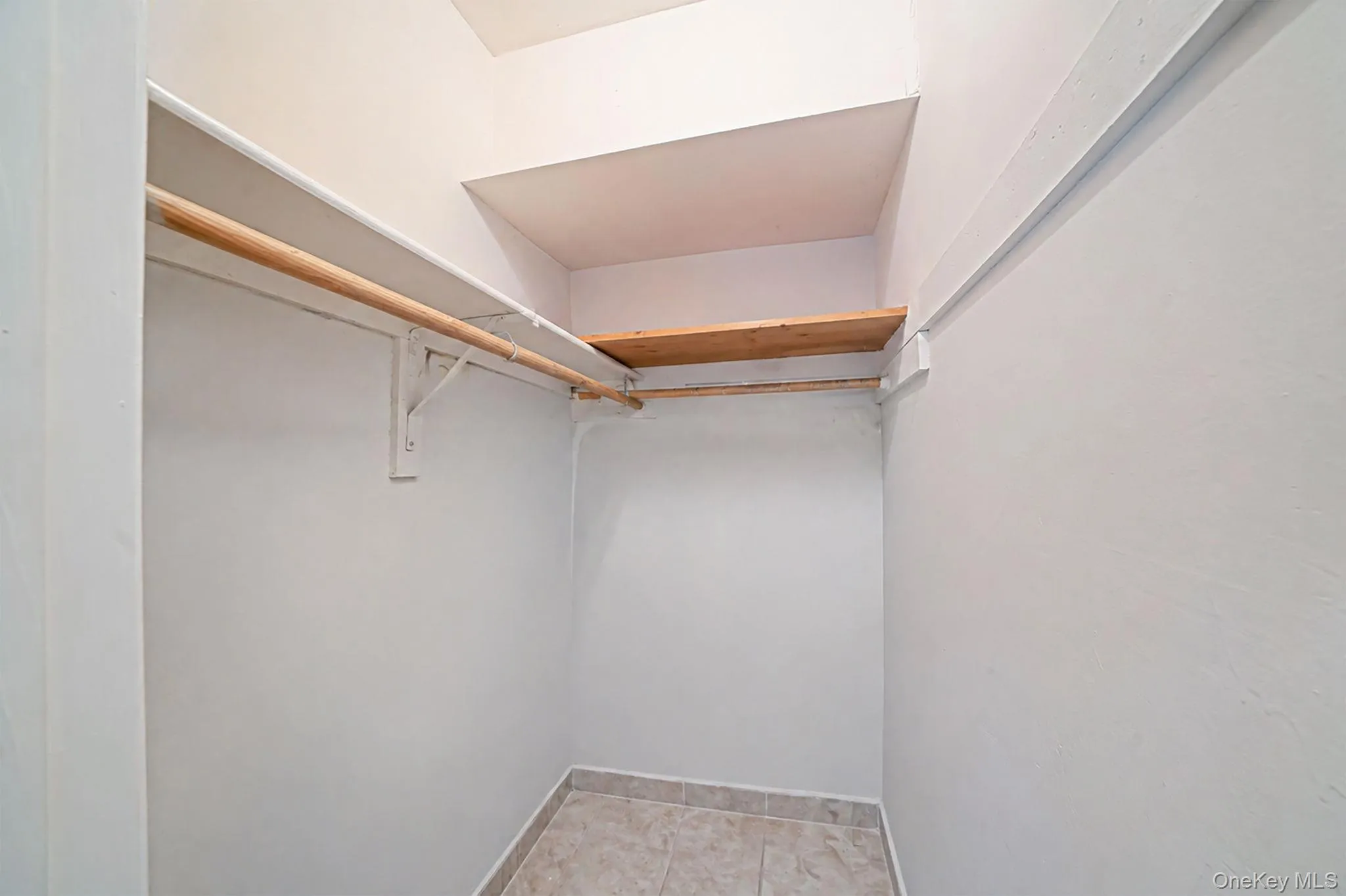 71 Crystal Rock Court, Brookhaven, NY, 3 Bedrooms Bedrooms, 8 Rooms Rooms,2 BathroomsBathrooms,Residential,For Rent,Crystal Rock,0,991165 71 Crystal Rock Court, Brookhaven, NY, 3 Bedrooms Bedrooms, 8 Rooms Rooms,2 BathroomsBathrooms,Residential,For Rent,Crystal Rock,0,991165