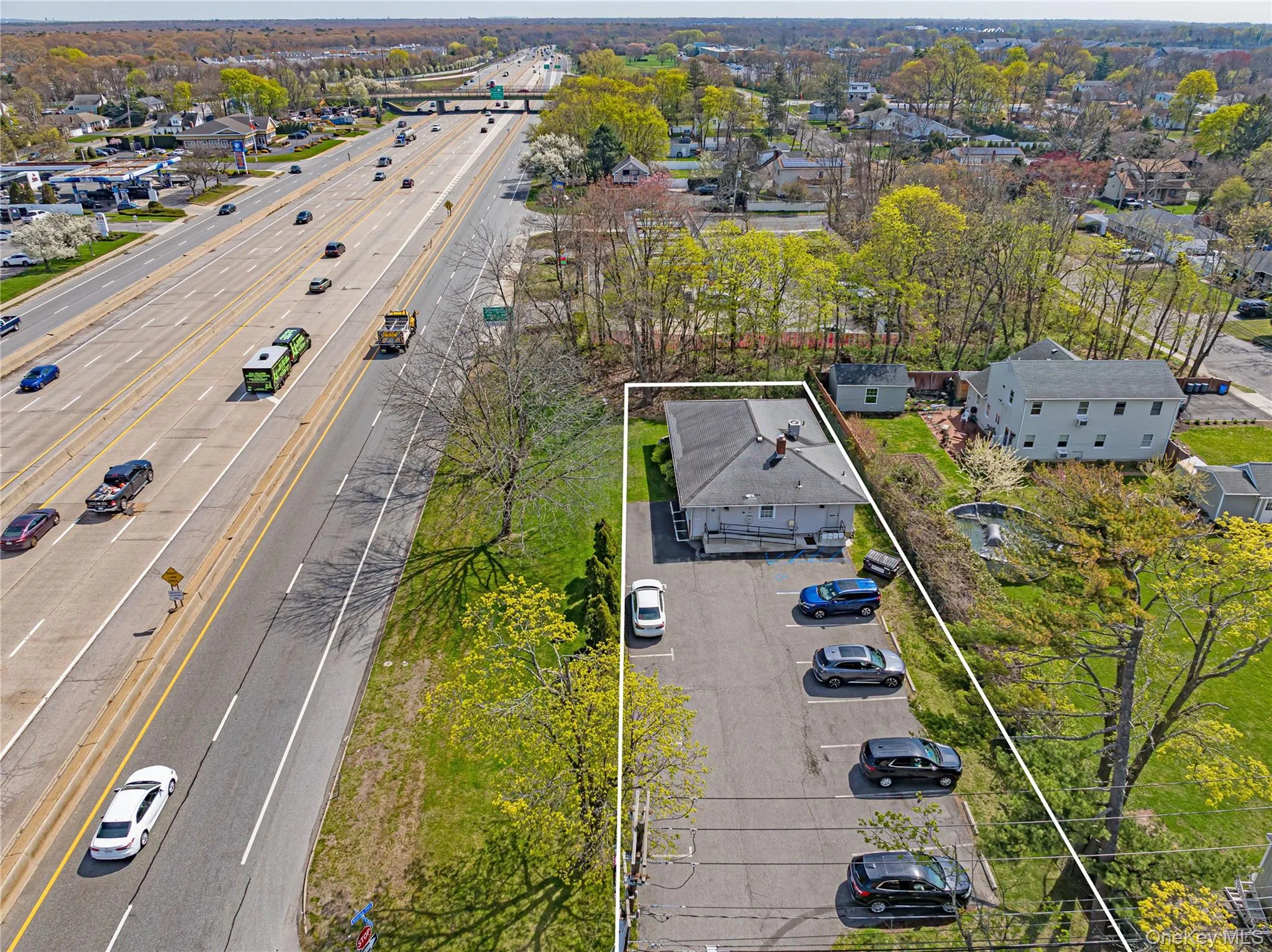 3250 Sunrise Highway, Islip, NY, 3 Bedrooms Bedrooms, 6 Rooms Rooms,2 BathroomsBathrooms,Residential,For Rent,Sunrise,0,991167 3250 Sunrise Highway, Islip, NY, 3 Bedrooms Bedrooms, 6 Rooms Rooms,2 BathroomsBathrooms,Residential,For Rent,Sunrise,0,991167