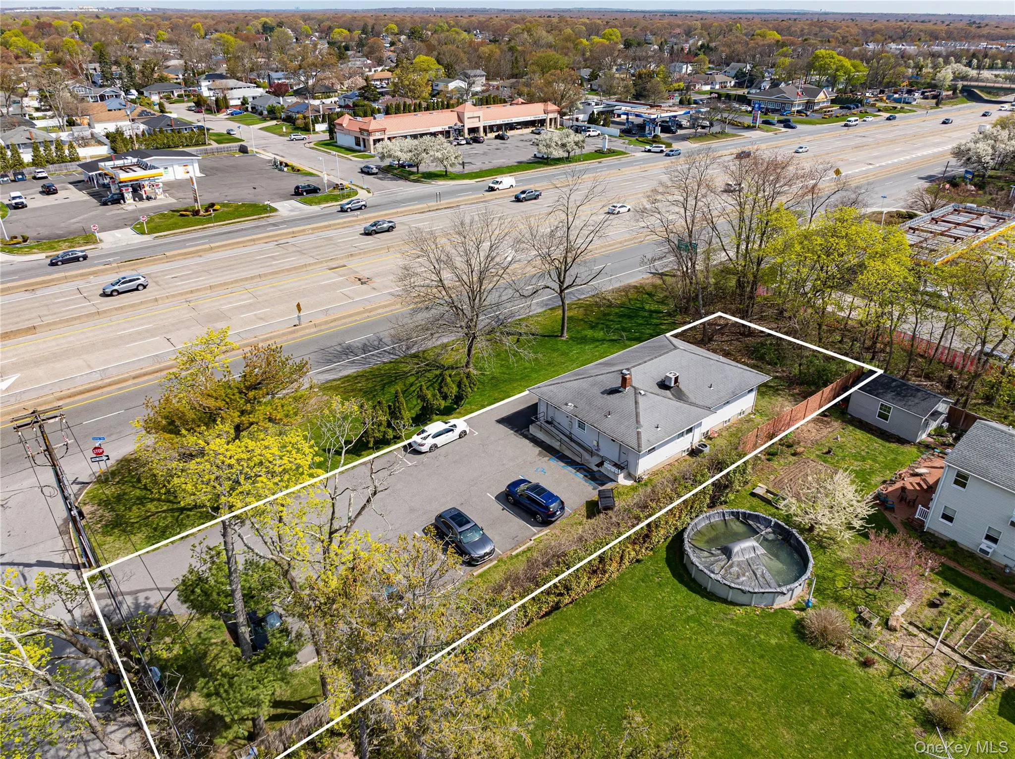 3250 Sunrise Highway, Islip, NY, 3 Bedrooms Bedrooms, 6 Rooms Rooms,2 BathroomsBathrooms,Residential,For Rent,Sunrise,0,991167 3250 Sunrise Highway, Islip, NY, 3 Bedrooms Bedrooms, 6 Rooms Rooms,2 BathroomsBathrooms,Residential,For Rent,Sunrise,0,991167
