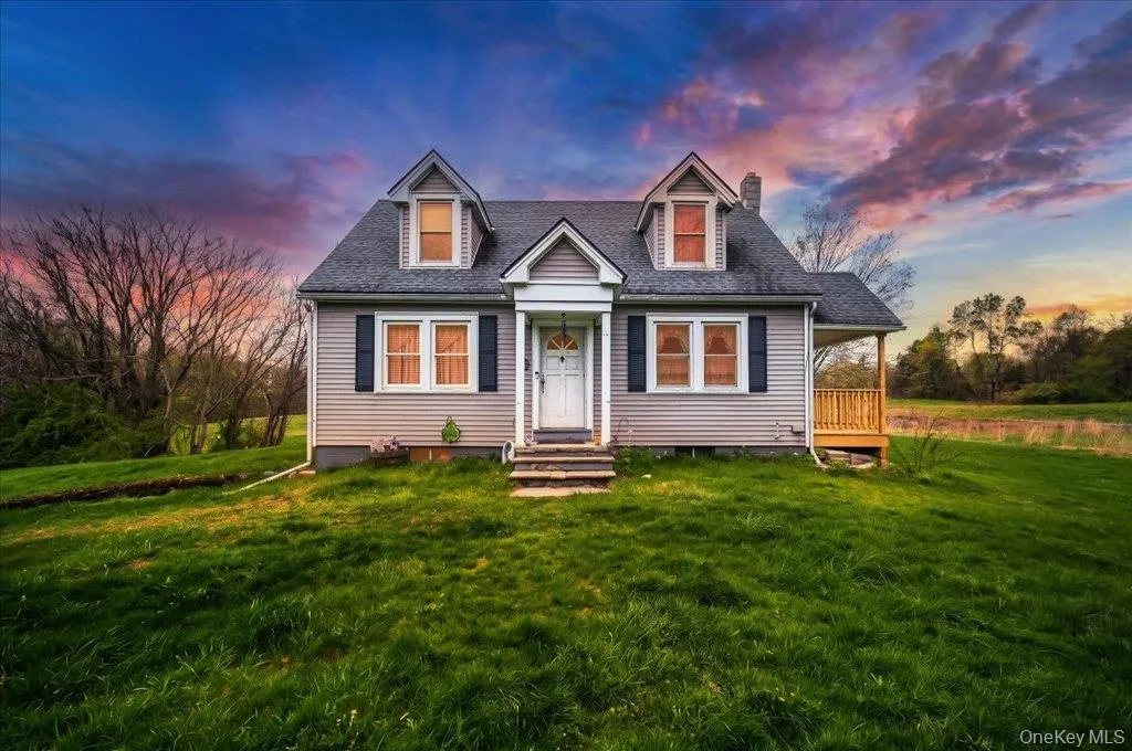 144 Cream Street, Poughkeepsie (town), NY, 3 Bedrooms Bedrooms, 7 Rooms Rooms,1 BathroomBathrooms,Residential,For Rent,Cream,0,991169 144 Cream Street, Poughkeepsie (town), NY, 3 Bedrooms Bedrooms, 7 Rooms Rooms,1 BathroomBathrooms,Residential,For Rent,Cream,0,991169