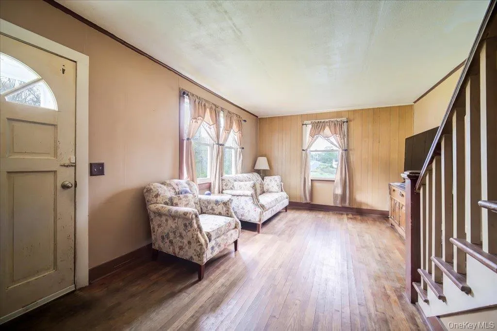 144 Cream Street, Poughkeepsie (town), NY, 3 Bedrooms Bedrooms, 7 Rooms Rooms,1 BathroomBathrooms,Residential,For Rent,Cream,0,991169 144 Cream Street, Poughkeepsie (town), NY, 3 Bedrooms Bedrooms, 7 Rooms Rooms,1 BathroomBathrooms,Residential,For Rent,Cream,0,991169