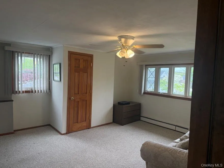 175 Wickfield Lane, Babylon, NY, 1 Bedroom Bedrooms, 4 Rooms Rooms,1 BathroomBathrooms,Residential Lease,For Rent,Wickfield,0,991176 175 Wickfield Lane, Babylon, NY, 1 Bedroom Bedrooms, 4 Rooms Rooms,1 BathroomBathrooms,Residential Lease,For Rent,Wickfield,0,991176