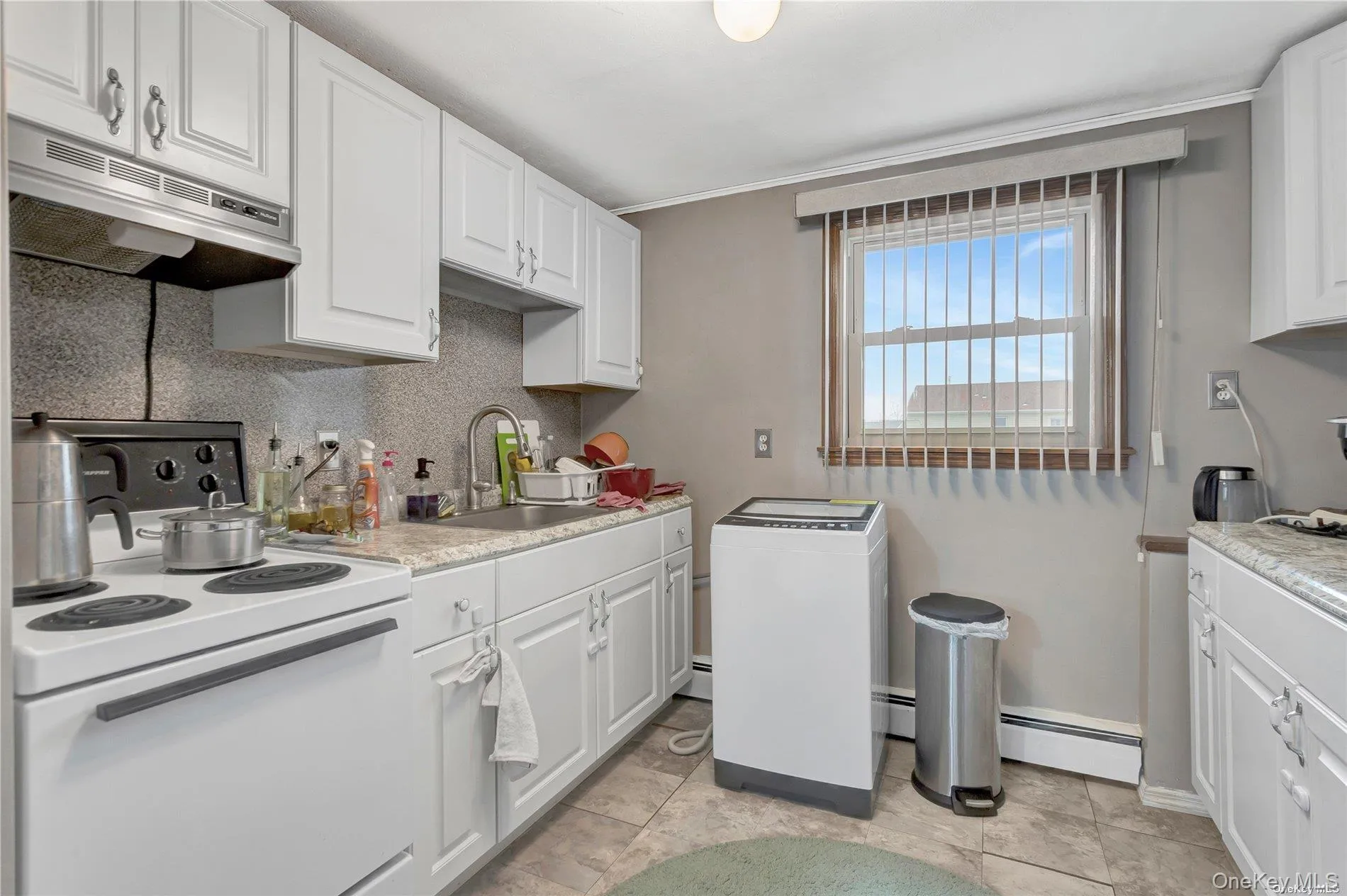 175 Wickfield Lane, Babylon, NY, 1 Bedroom Bedrooms, 4 Rooms Rooms,1 BathroomBathrooms,Residential Lease,For Rent,Wickfield,0,991176 175 Wickfield Lane, Babylon, NY, 1 Bedroom Bedrooms, 4 Rooms Rooms,1 BathroomBathrooms,Residential Lease,For Rent,Wickfield,0,991176