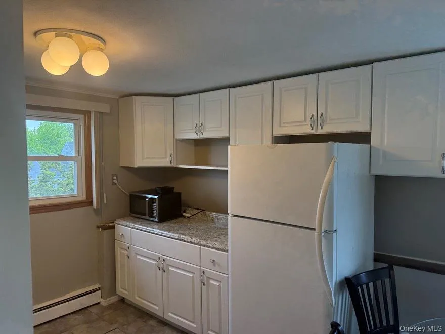 175 Wickfield Lane, Babylon, NY, 1 Bedroom Bedrooms, 4 Rooms Rooms,1 BathroomBathrooms,Residential Lease,For Rent,Wickfield,0,991176 175 Wickfield Lane, Babylon, NY, 1 Bedroom Bedrooms, 4 Rooms Rooms,1 BathroomBathrooms,Residential Lease,For Rent,Wickfield,0,991176