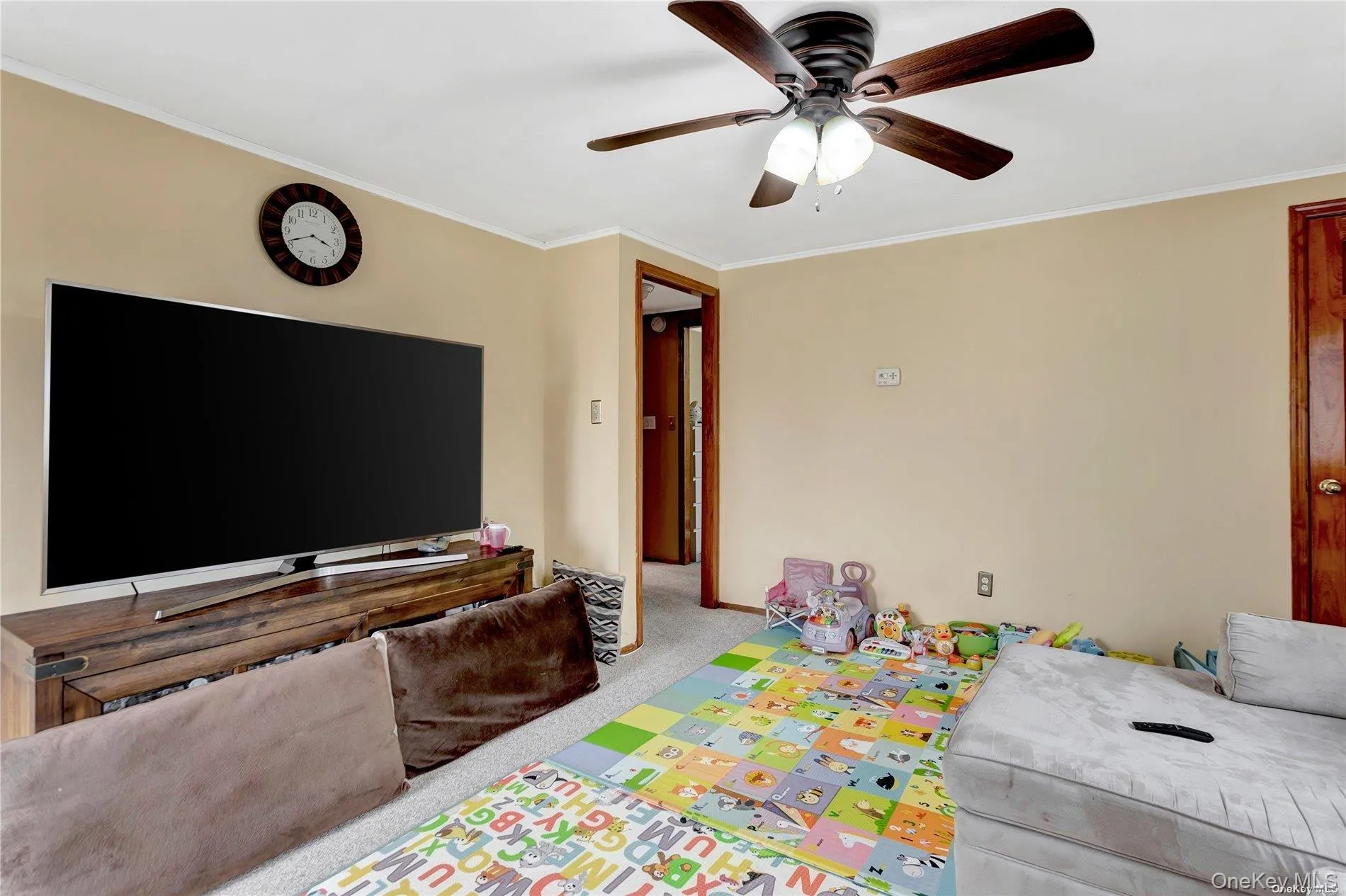 175 Wickfield Lane, Babylon, NY, 1 Bedroom Bedrooms, 4 Rooms Rooms,1 BathroomBathrooms,Residential Lease,For Rent,Wickfield,0,991176 175 Wickfield Lane, Babylon, NY, 1 Bedroom Bedrooms, 4 Rooms Rooms,1 BathroomBathrooms,Residential Lease,For Rent,Wickfield,0,991176