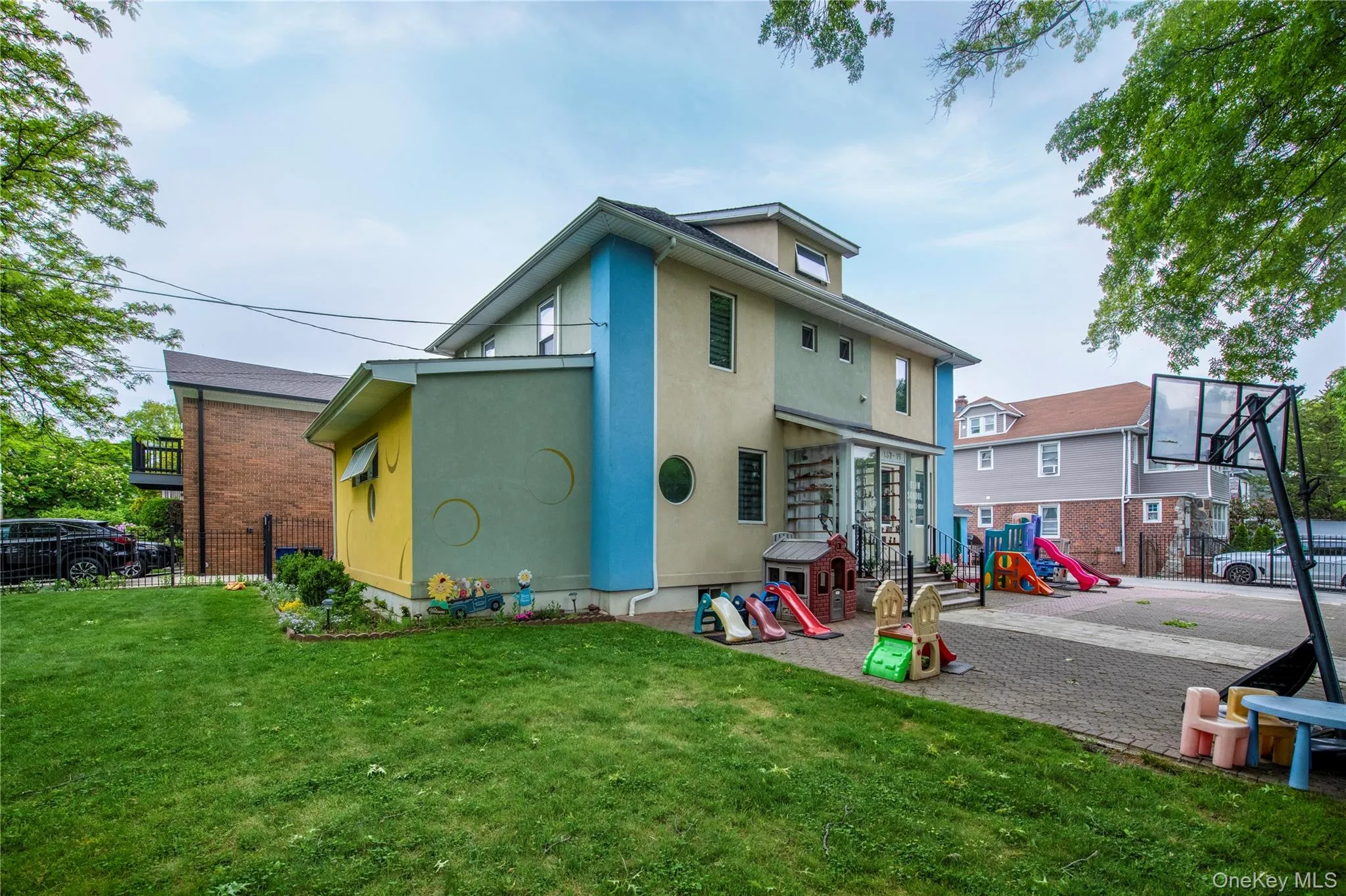157-15 Oak Avenue, New York, NY, 4 Bedrooms Bedrooms, 9 Rooms Rooms,2 BathroomsBathrooms,Residential,For Rent,Oak,0,991180 157-15 Oak Avenue, New York, NY, 4 Bedrooms Bedrooms, 9 Rooms Rooms,2 BathroomsBathrooms,Residential,For Rent,Oak,0,991180