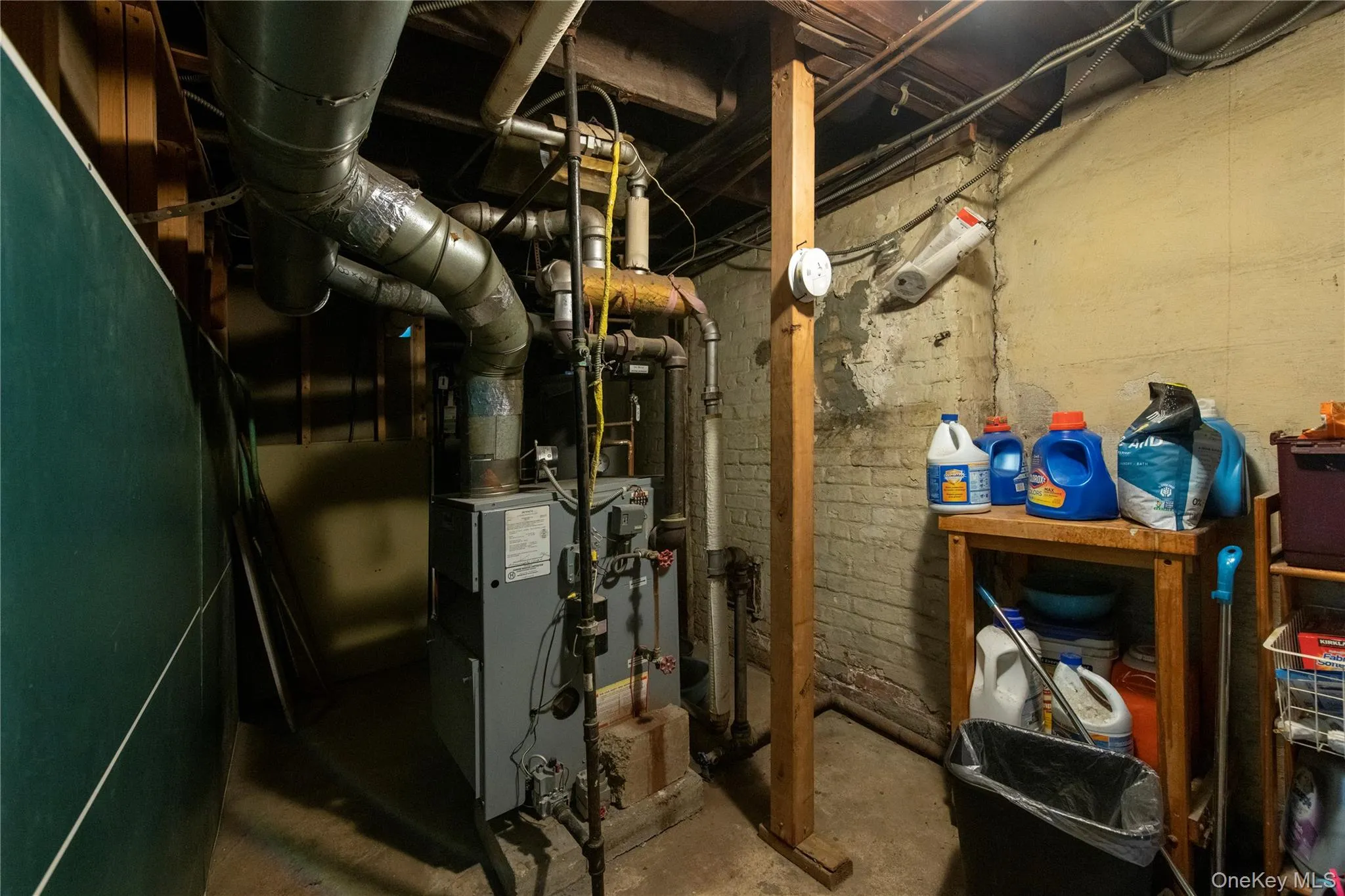 157-15 Oak Avenue, New York, NY, 4 Bedrooms Bedrooms, 9 Rooms Rooms,2 BathroomsBathrooms,Residential,For Rent,Oak,0,991180 157-15 Oak Avenue, New York, NY, 4 Bedrooms Bedrooms, 9 Rooms Rooms,2 BathroomsBathrooms,Residential,For Rent,Oak,0,991180