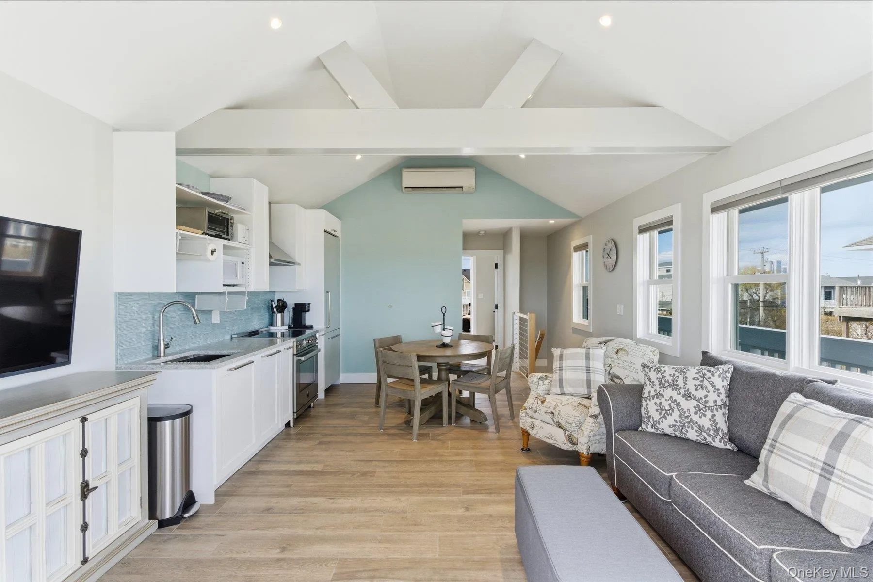 905 Dune Road, Southampton, NY, 3 Bedrooms Bedrooms, 5 Rooms Rooms,3 BathroomsBathrooms,Residential Sale,For Rent,Dune,0,991189 905 Dune Road, Southampton, NY, 3 Bedrooms Bedrooms, 5 Rooms Rooms,3 BathroomsBathrooms,Residential Sale,For Rent,Dune,0,991189