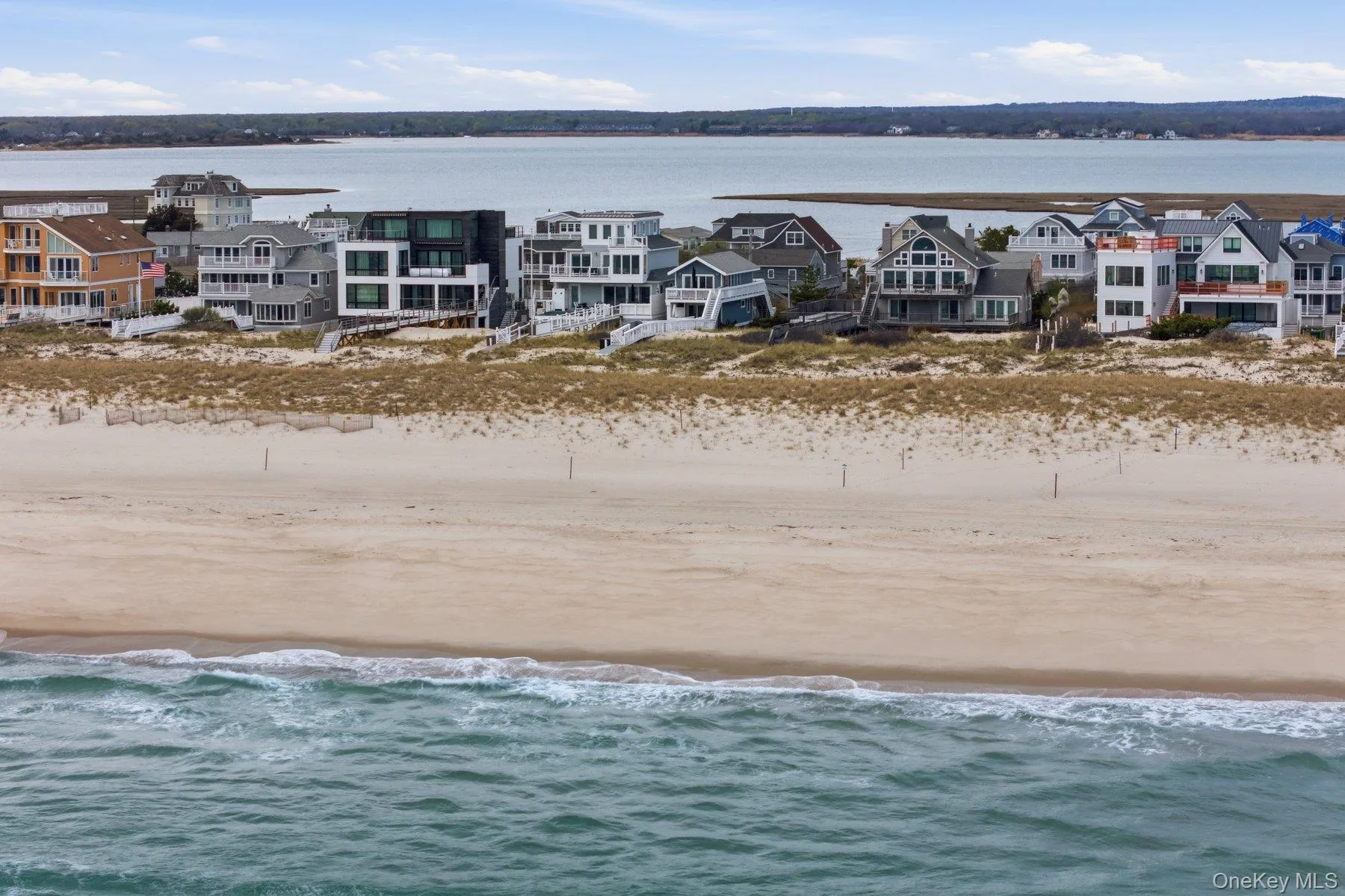 905 Dune Road, Southampton, NY, 3 Bedrooms Bedrooms, 5 Rooms Rooms,3 BathroomsBathrooms,Residential Sale,For Rent,Dune,0,991189 905 Dune Road, Southampton, NY, 3 Bedrooms Bedrooms, 5 Rooms Rooms,3 BathroomsBathrooms,Residential Sale,For Rent,Dune,0,991189