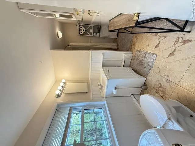 57 Hall Avenue, Clarkstown, NY, 1 Bedroom Bedrooms, 4 Rooms Rooms,1 BathroomBathrooms,Residential Lease,For Rent,Hall,0,991206 57 Hall Avenue, Clarkstown, NY, 1 Bedroom Bedrooms, 4 Rooms Rooms,1 BathroomBathrooms,Residential Lease,For Rent,Hall,0,991206